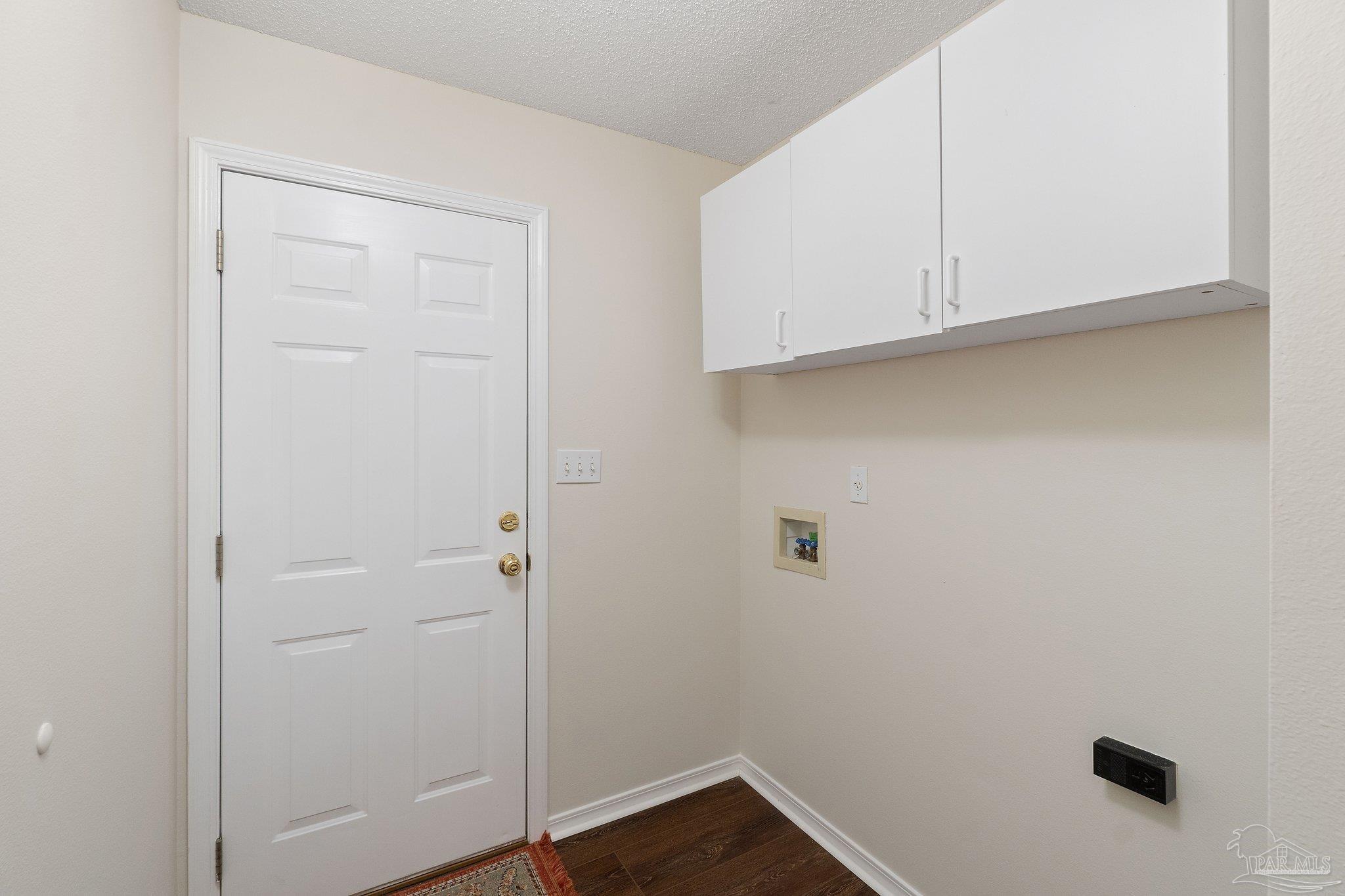 10170 Candlestick Ln
