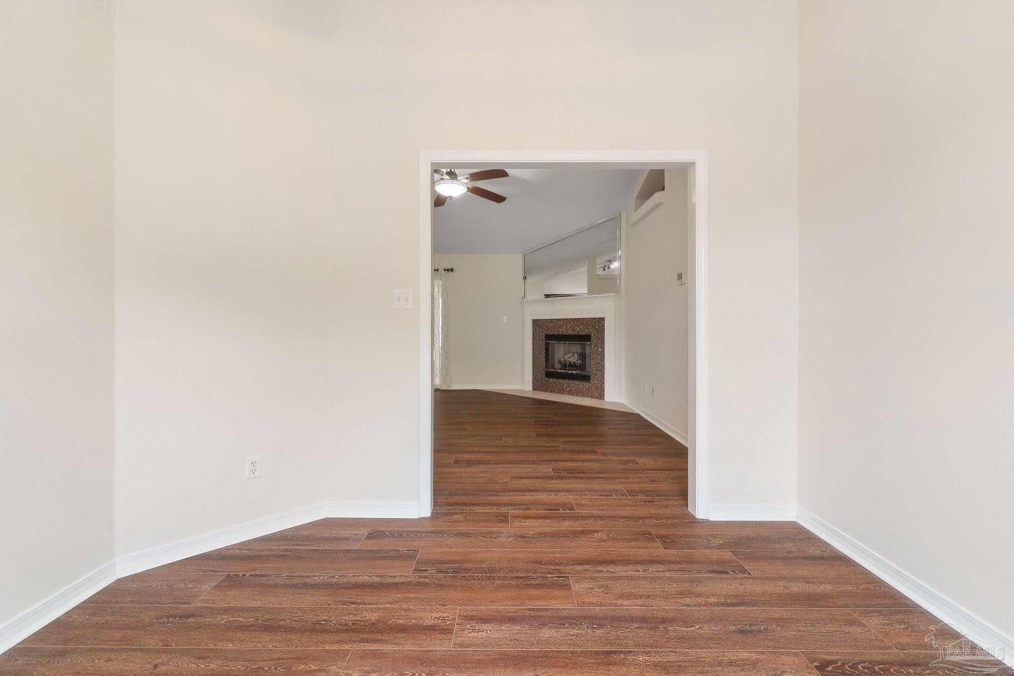 10170 Candlestick Ln