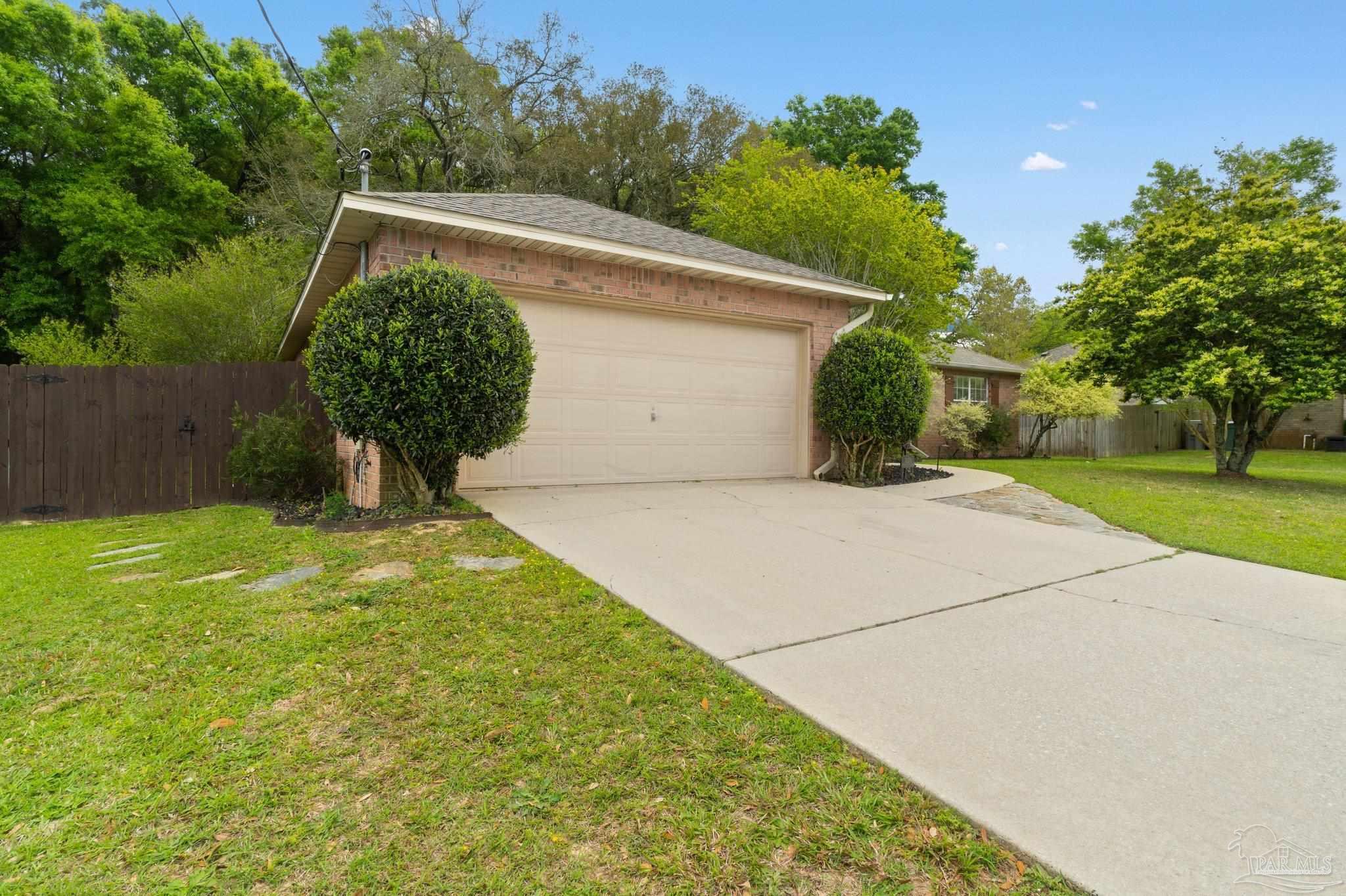 10170 Candlestick Ln