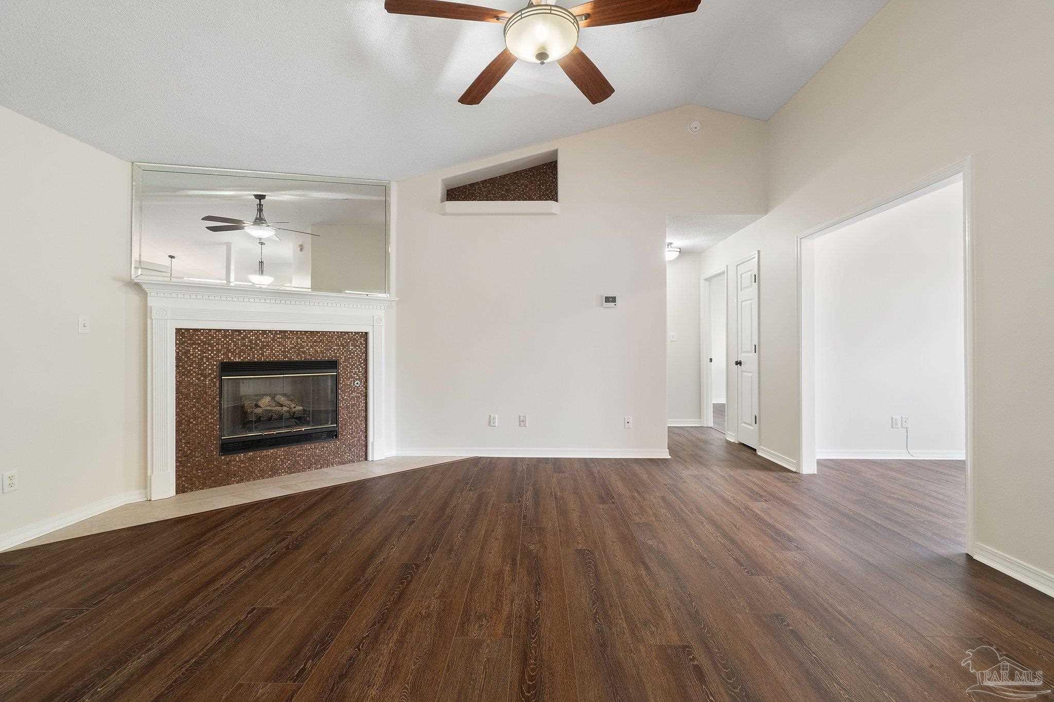 10170 Candlestick Ln