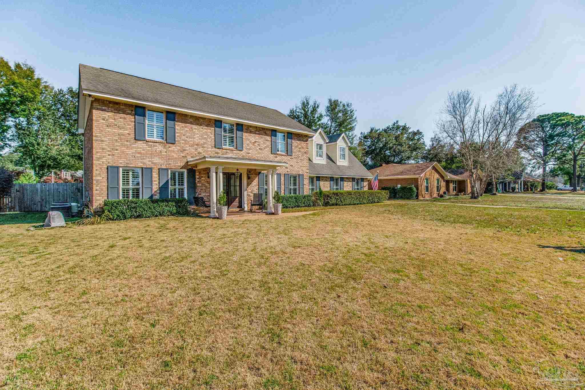 2450 Semoran Dr