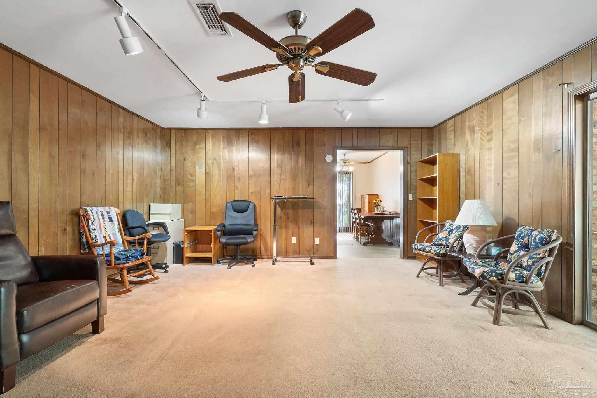 732 Mound Cir