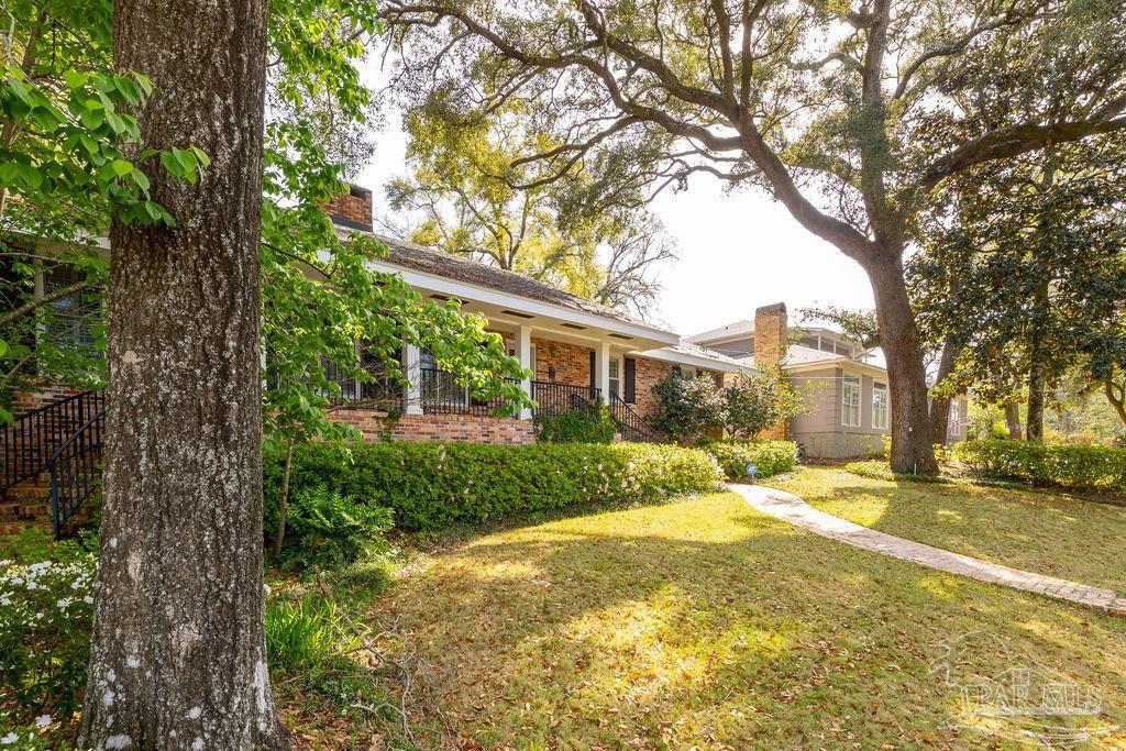 334 Woodbine Dr