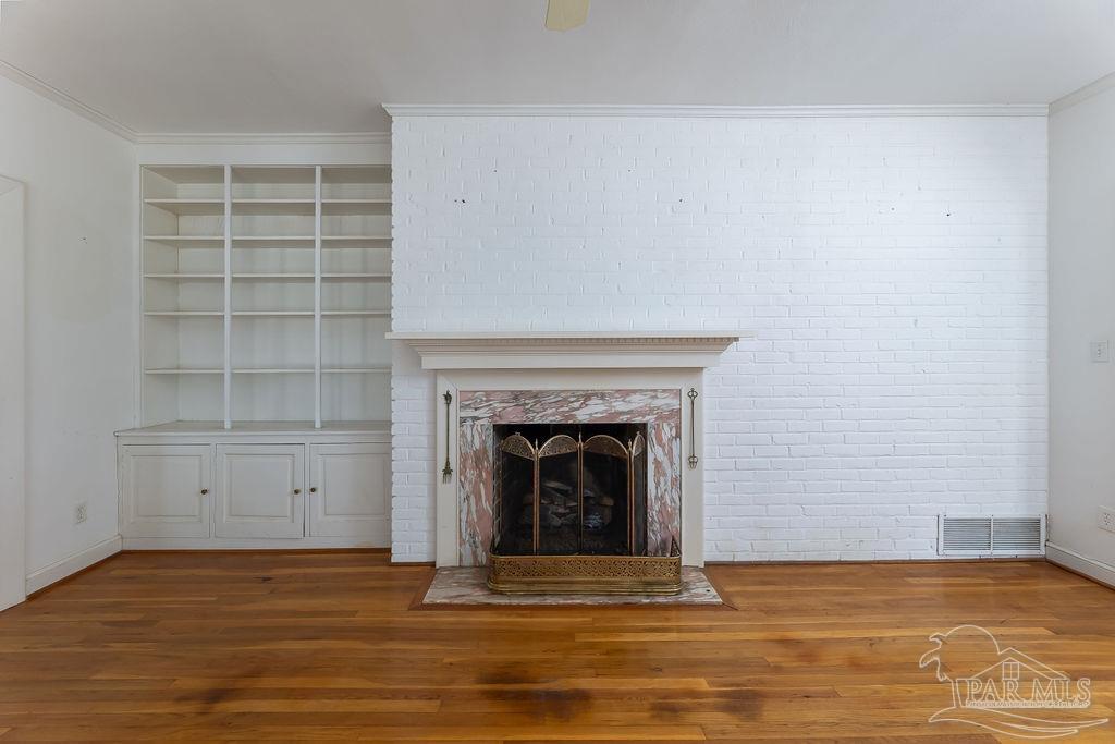 334 Woodbine Dr