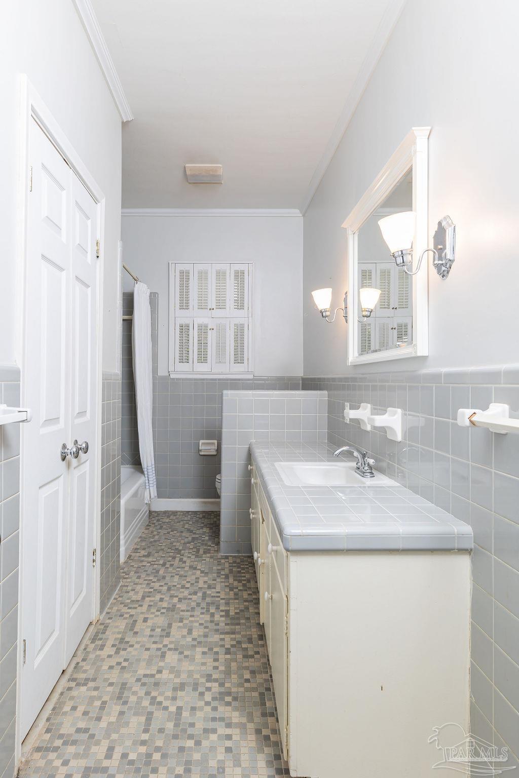 334 Woodbine Dr