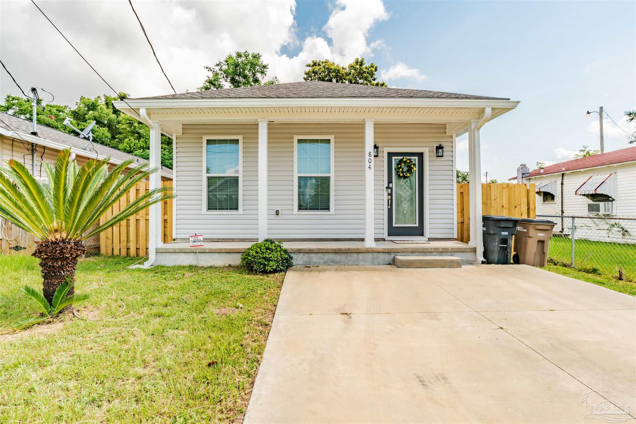 804 W Belmont