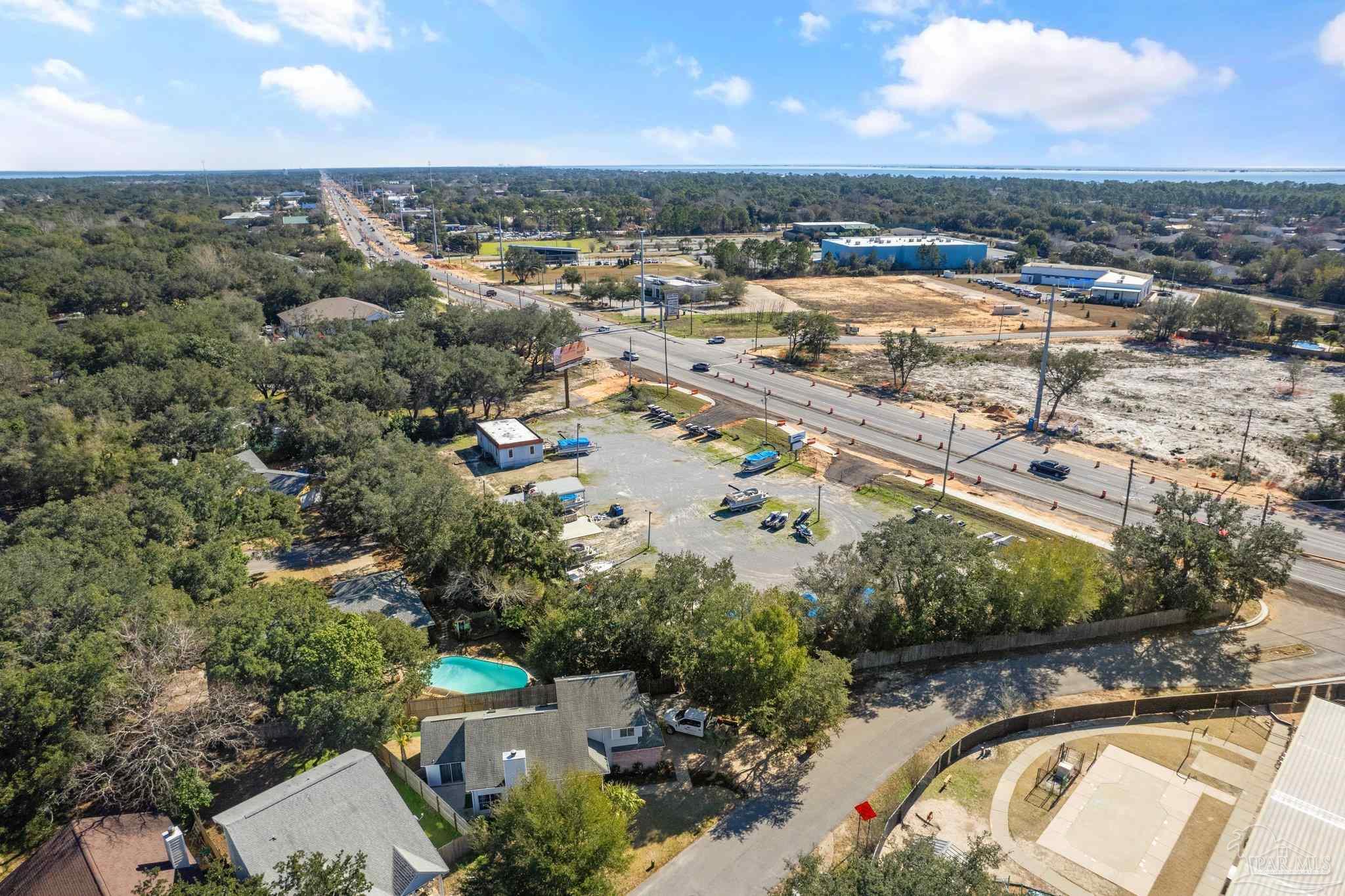 2816 Gulf Breeze Pkwy