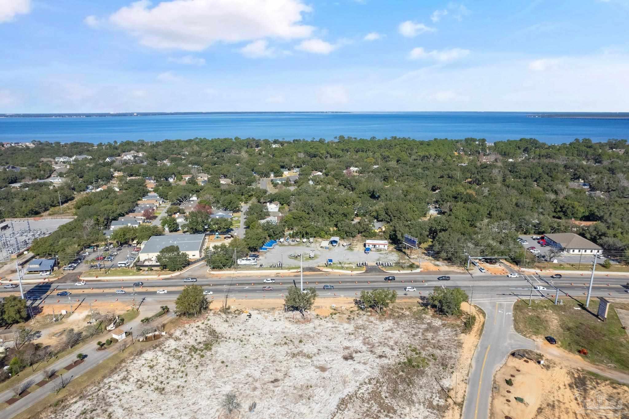 2816 Gulf Breeze Pkwy