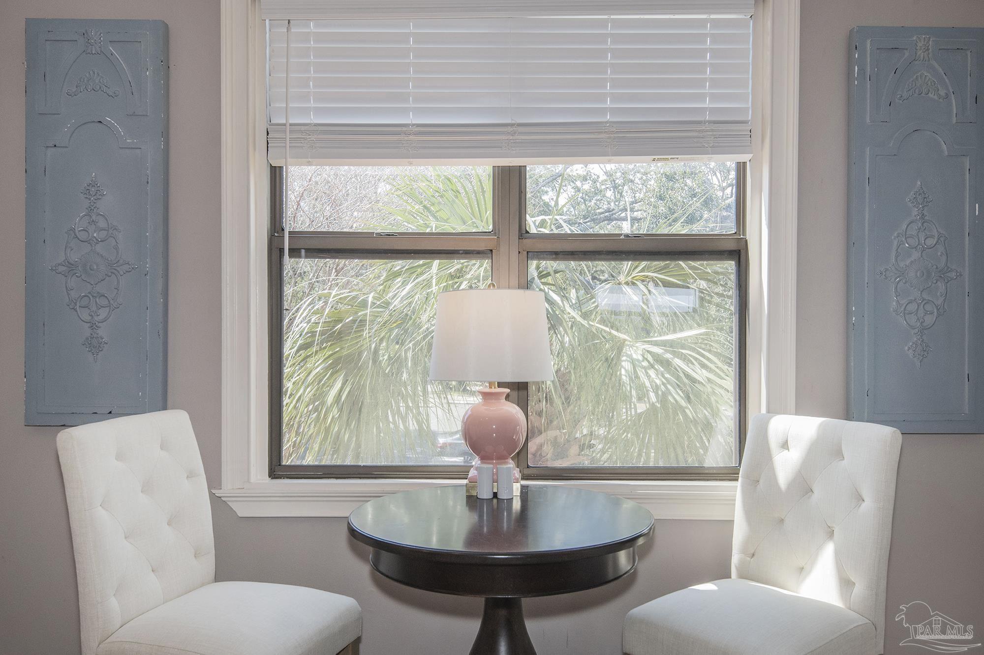 2007 E Gadsden St # 303