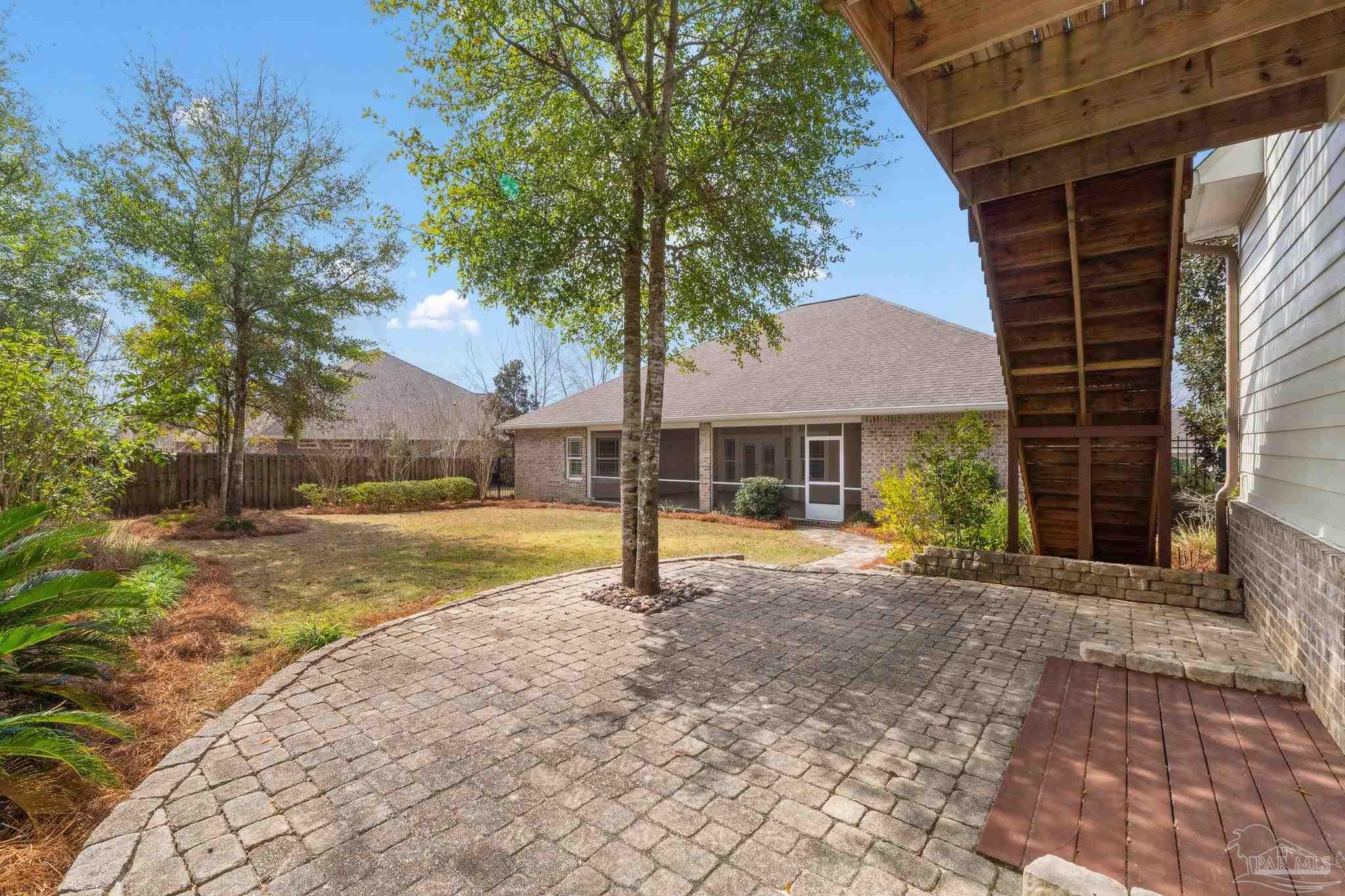 8640 Foxtail Loop