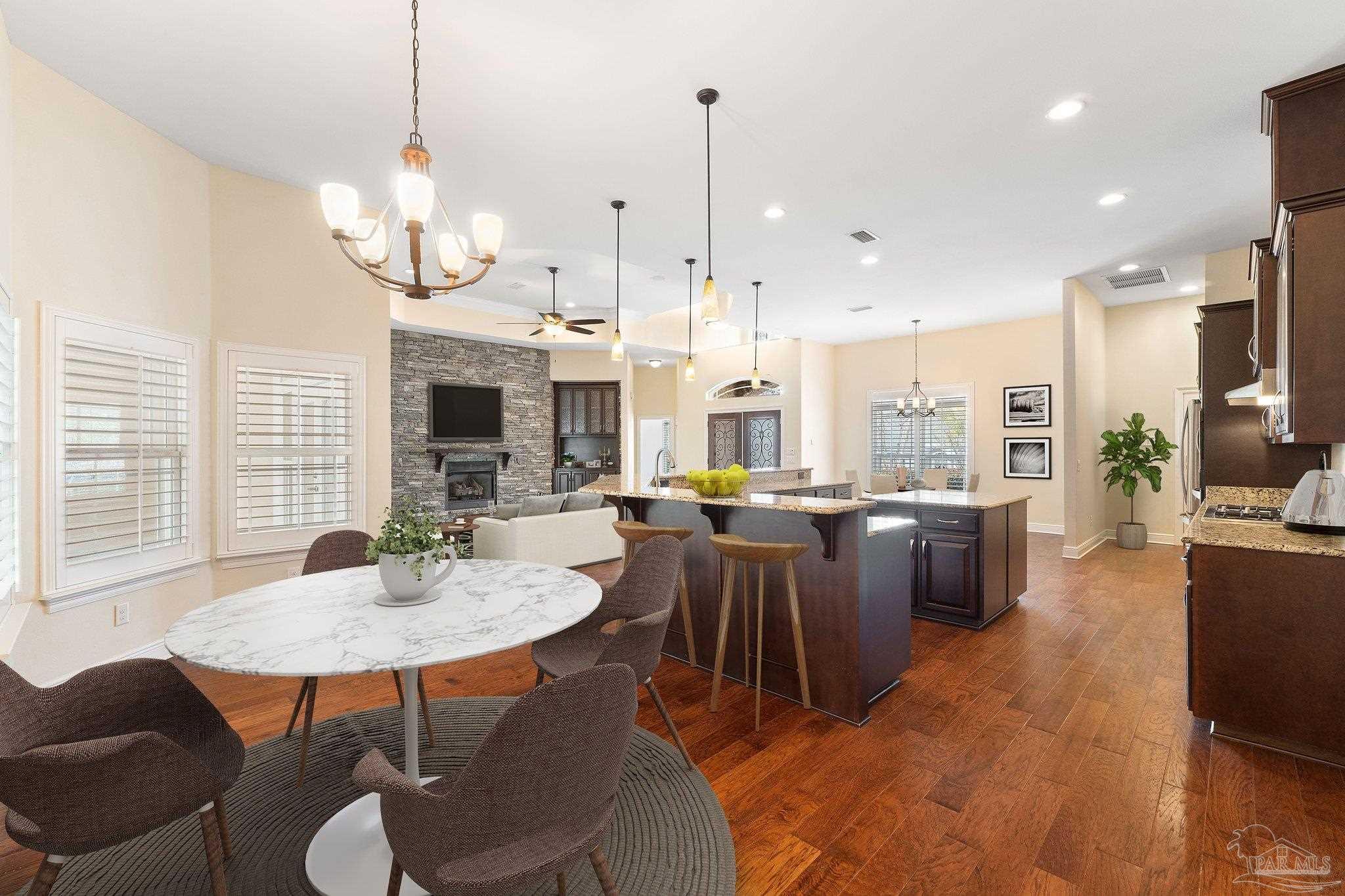 8640 Foxtail Loop