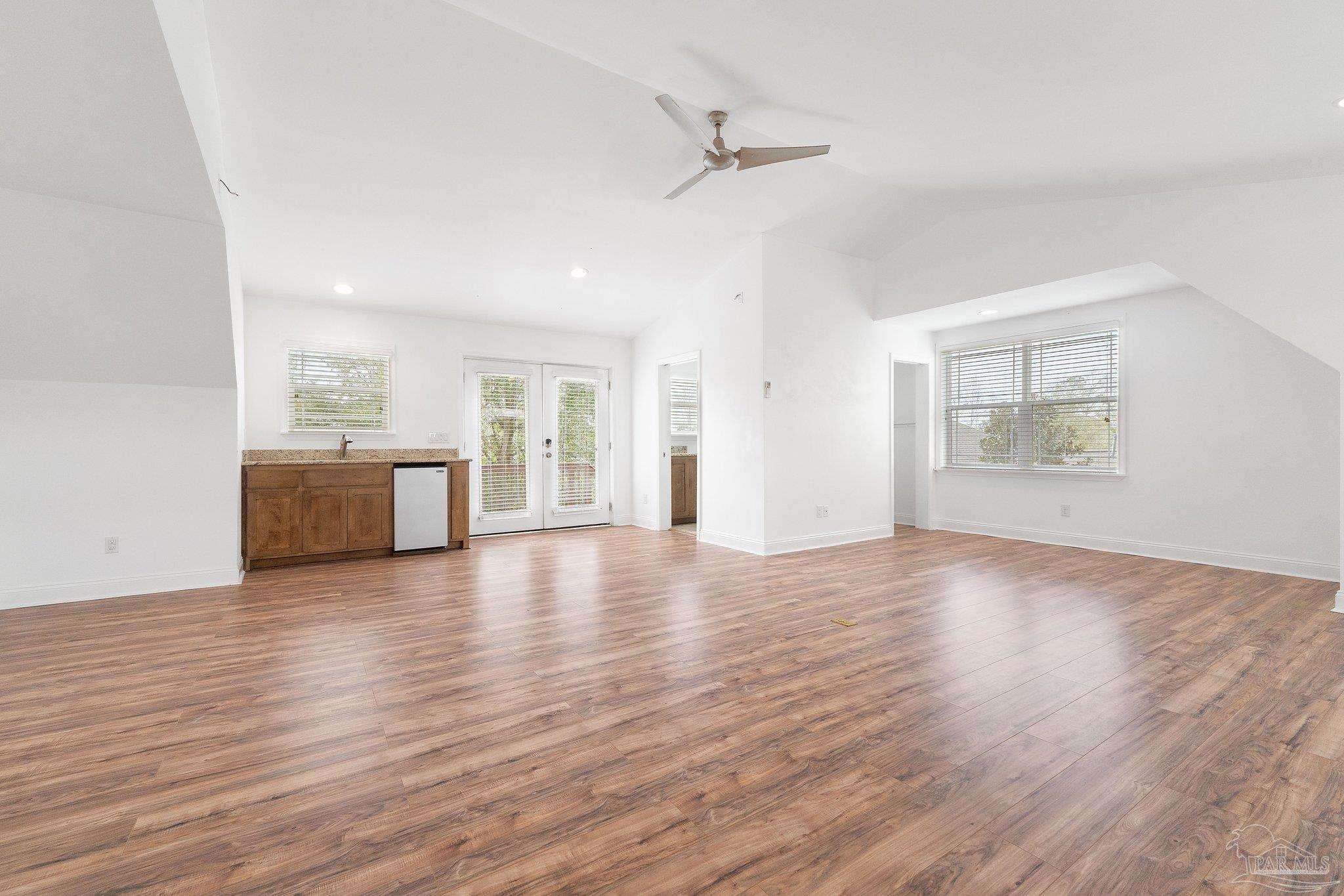 8640 Foxtail Loop