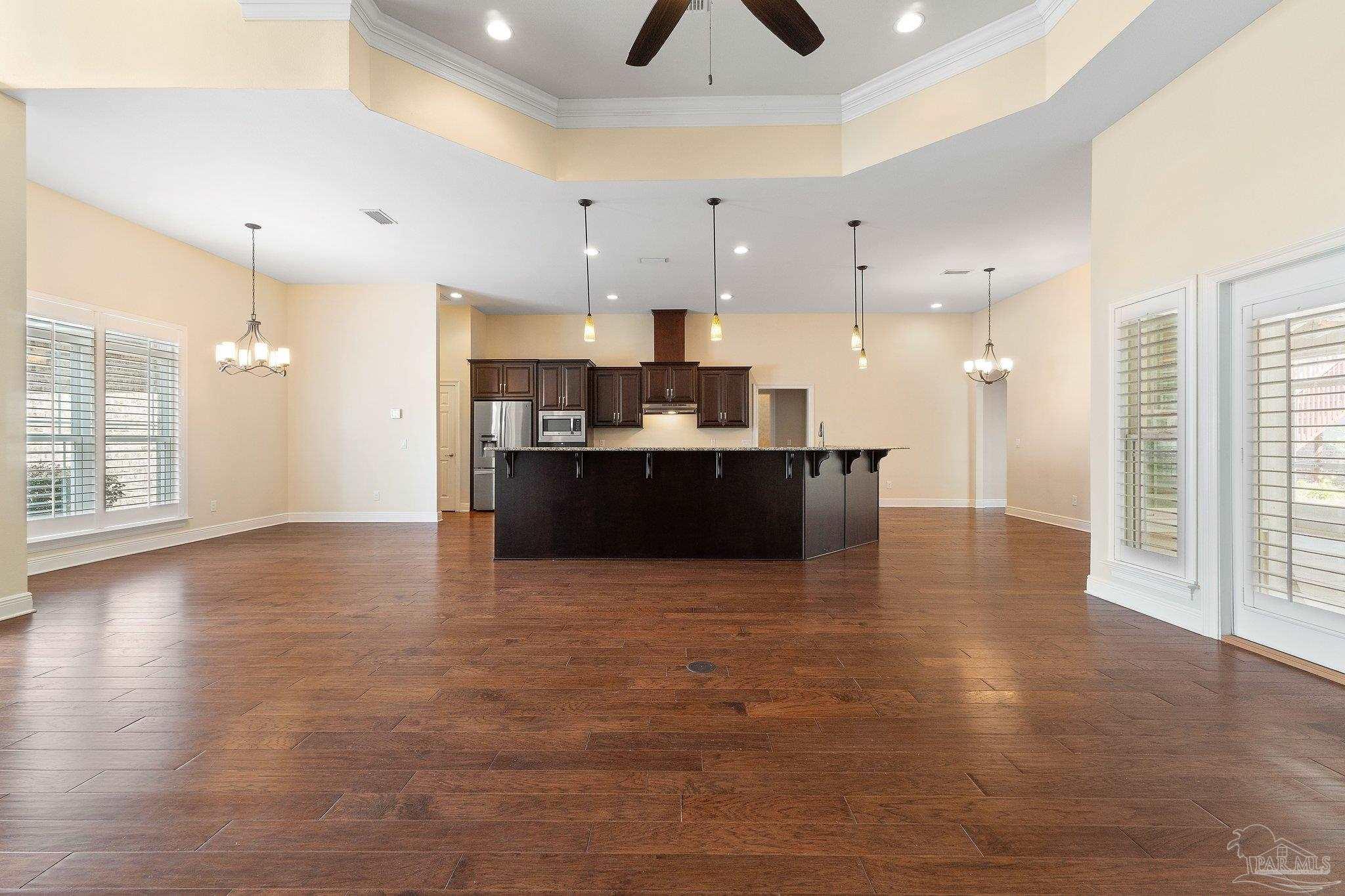 8640 Foxtail Loop