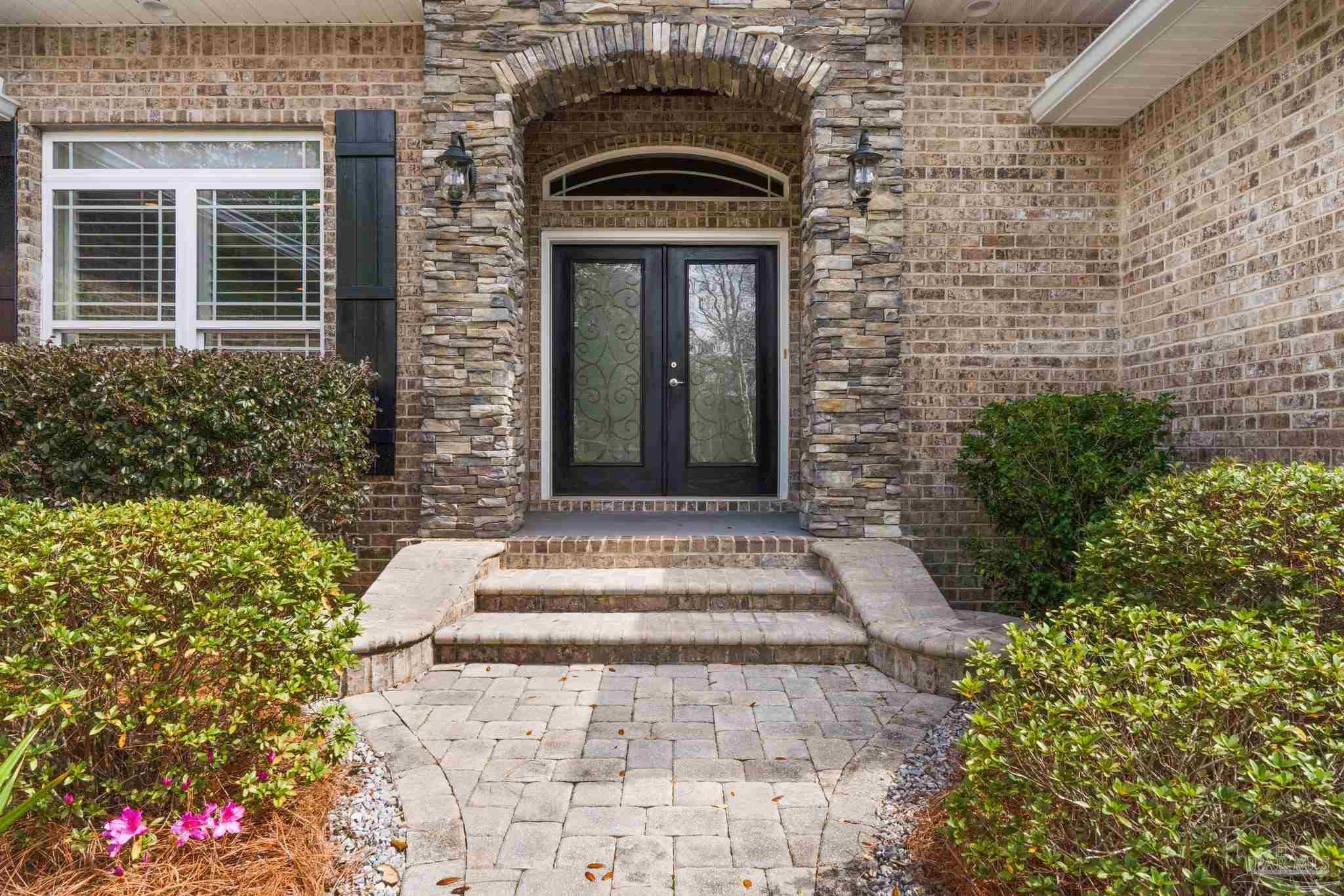 8640 Foxtail Loop