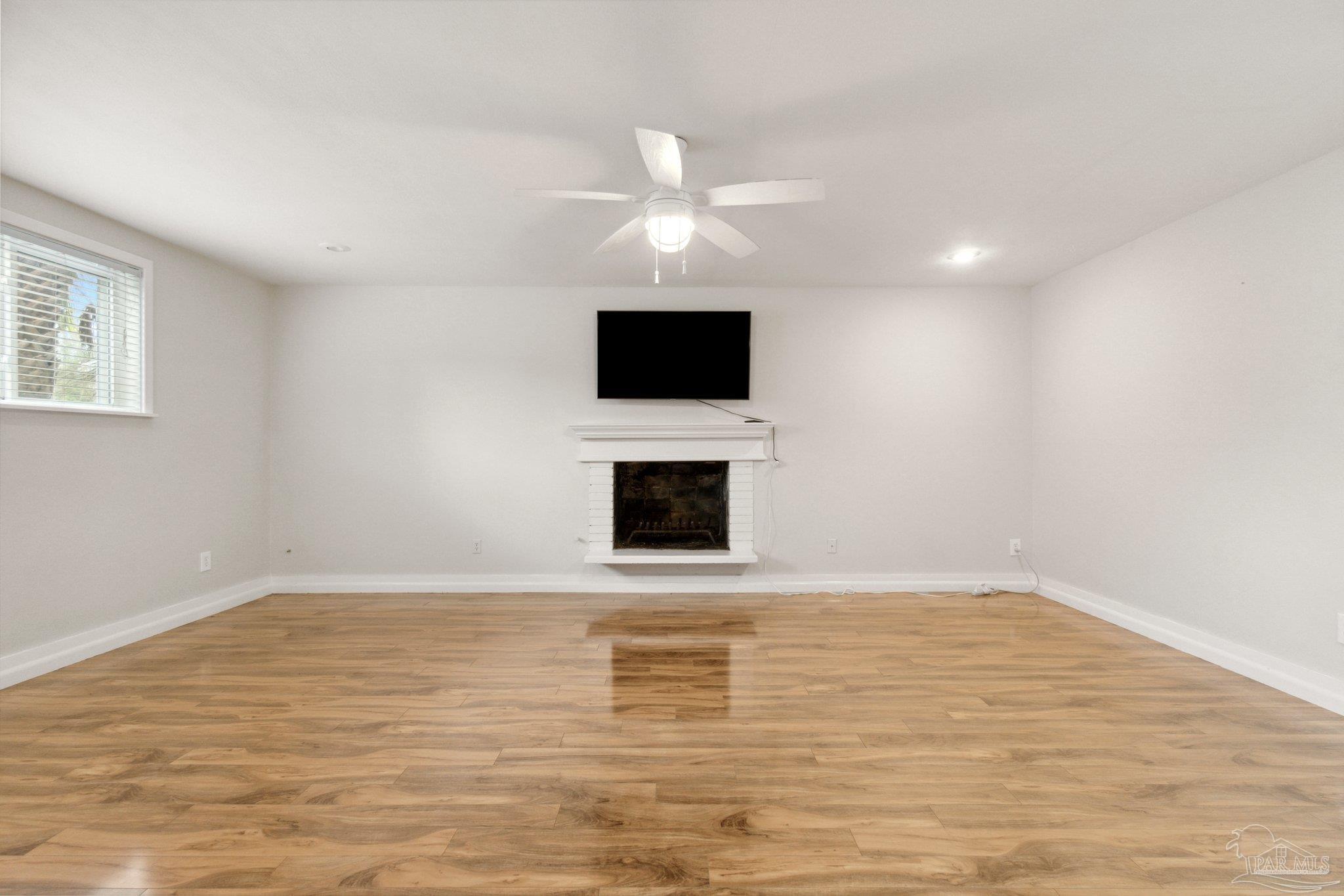 1507 W Wright St