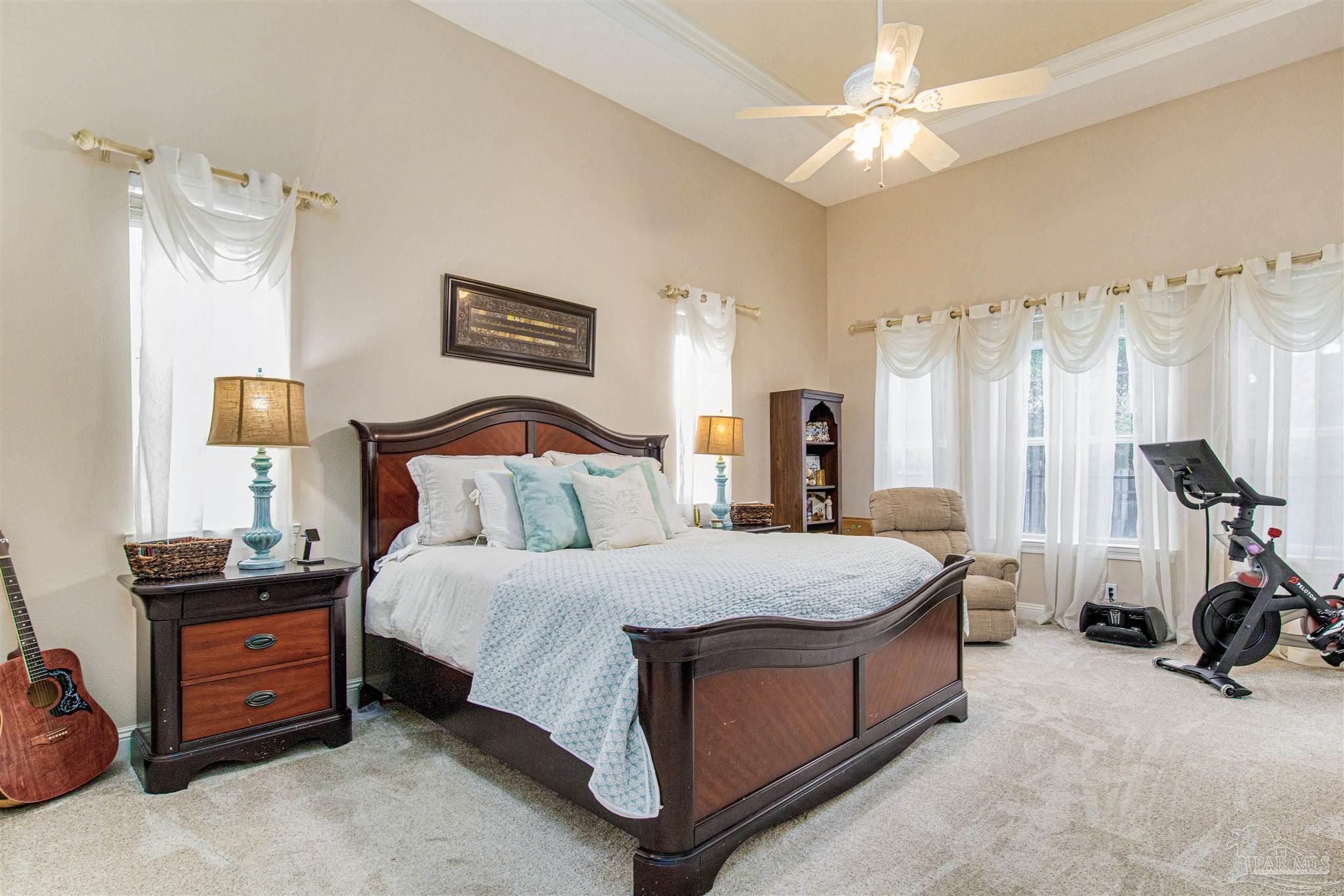 1190 Grand Pointe Dr