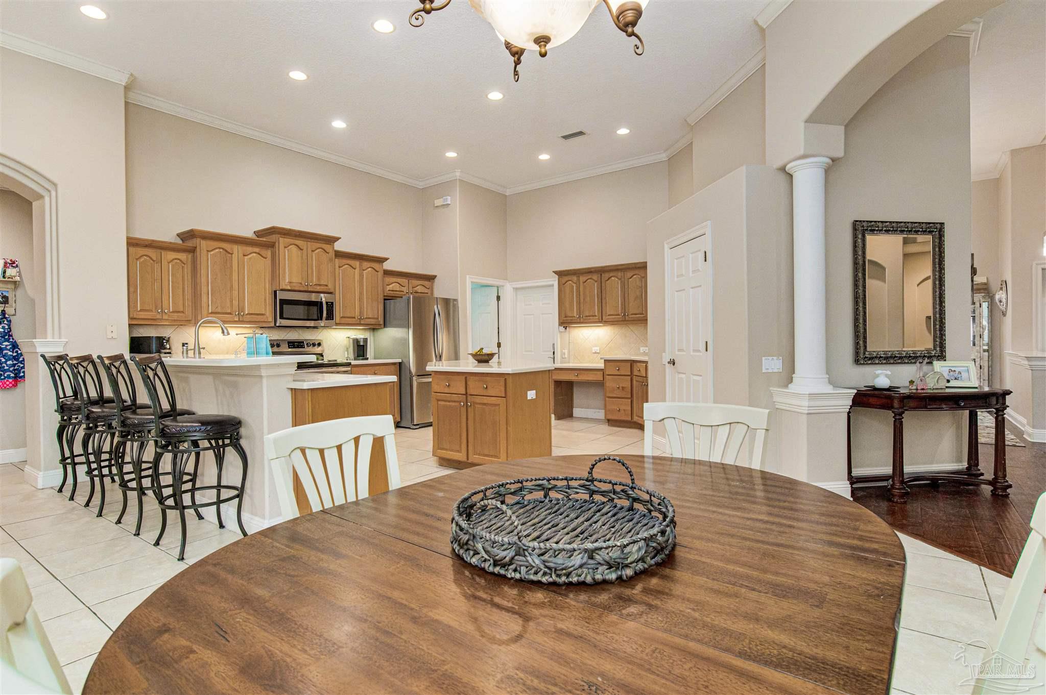 1190 Grand Pointe Dr