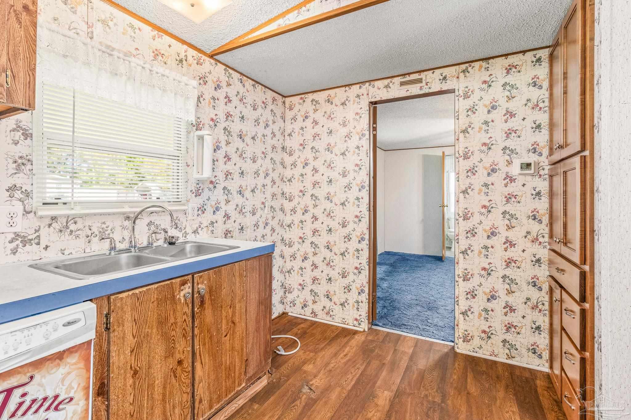 3223 Sandy Ln