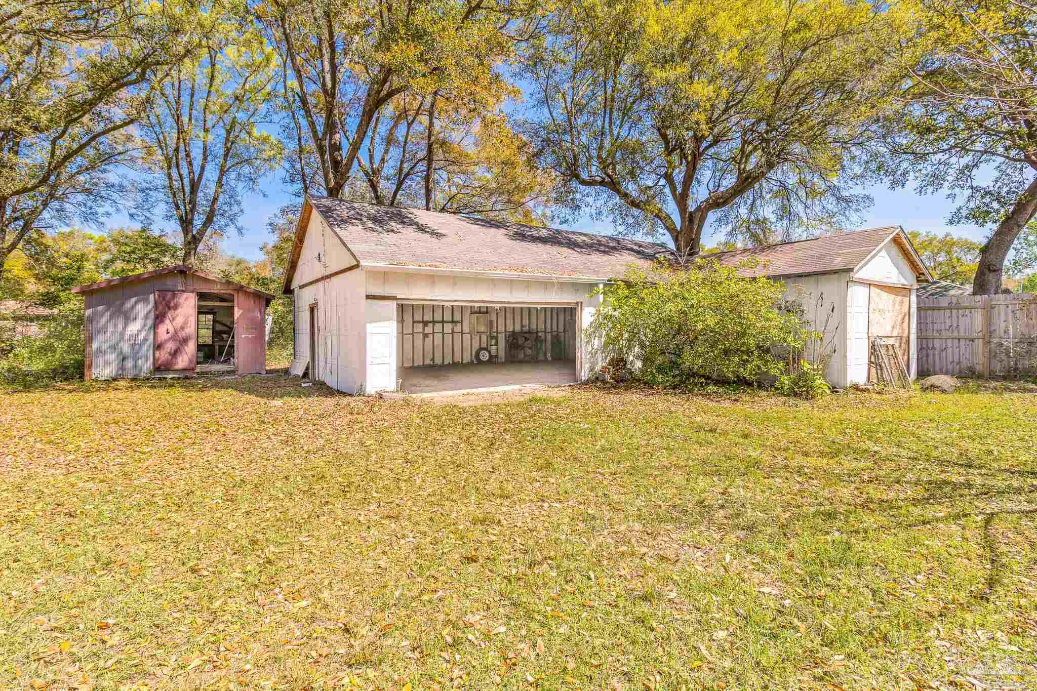 3223 Sandy Ln