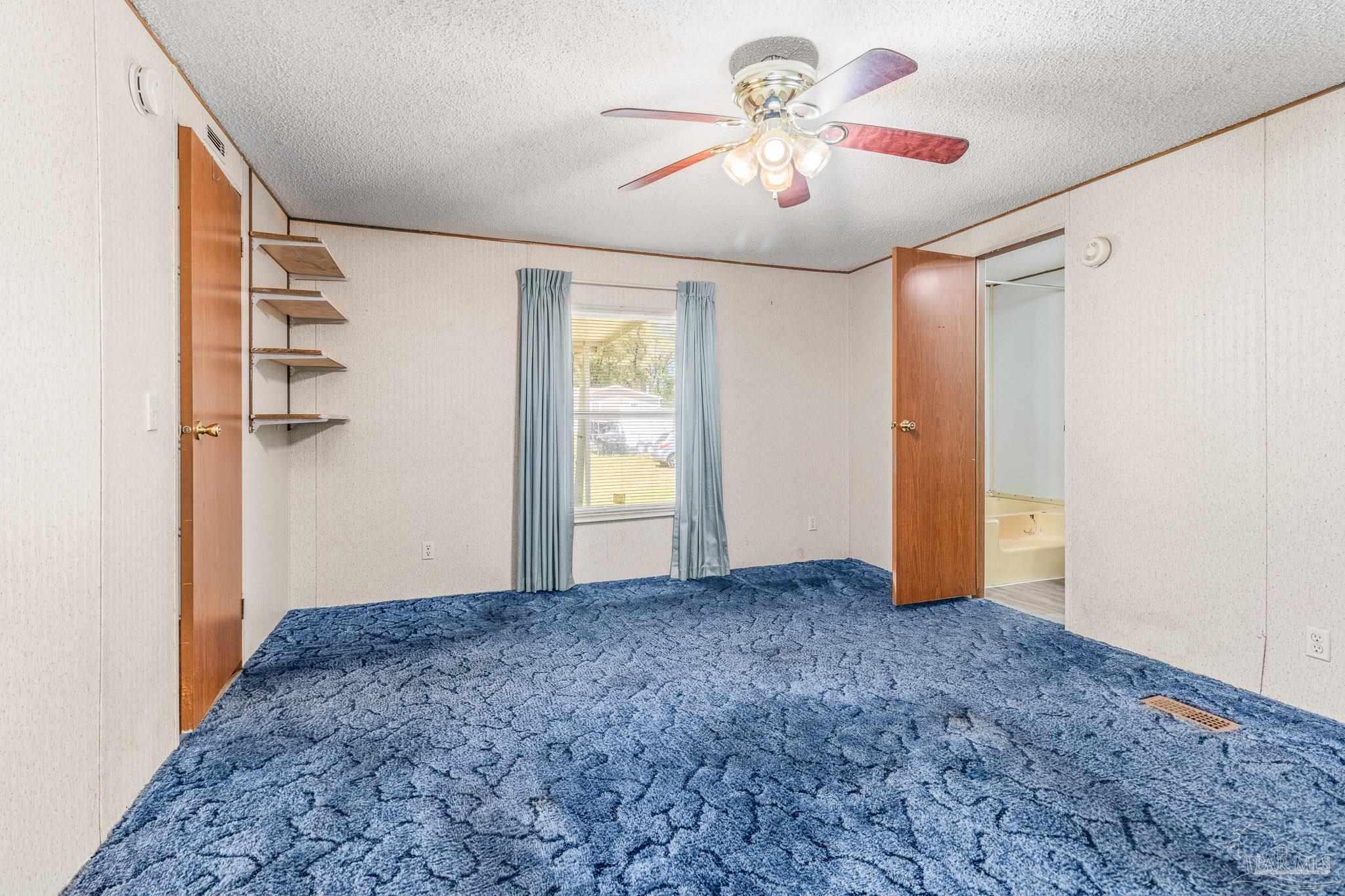 3223 Sandy Ln