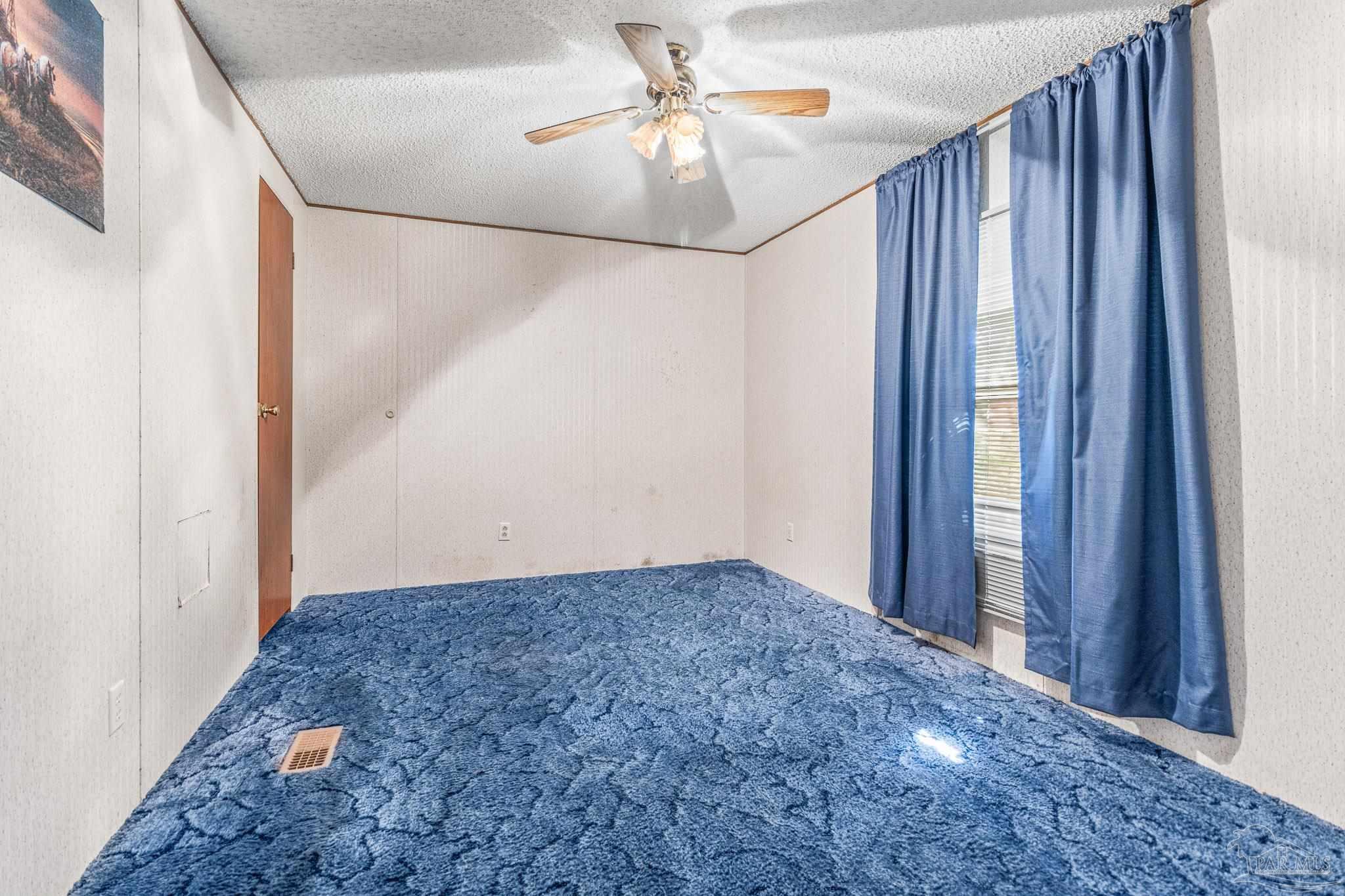 3223 Sandy Ln