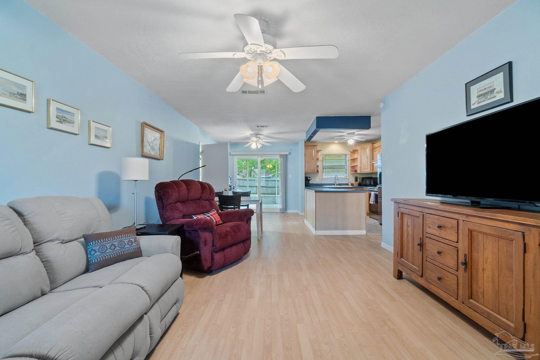 7838 Coronet Dr
