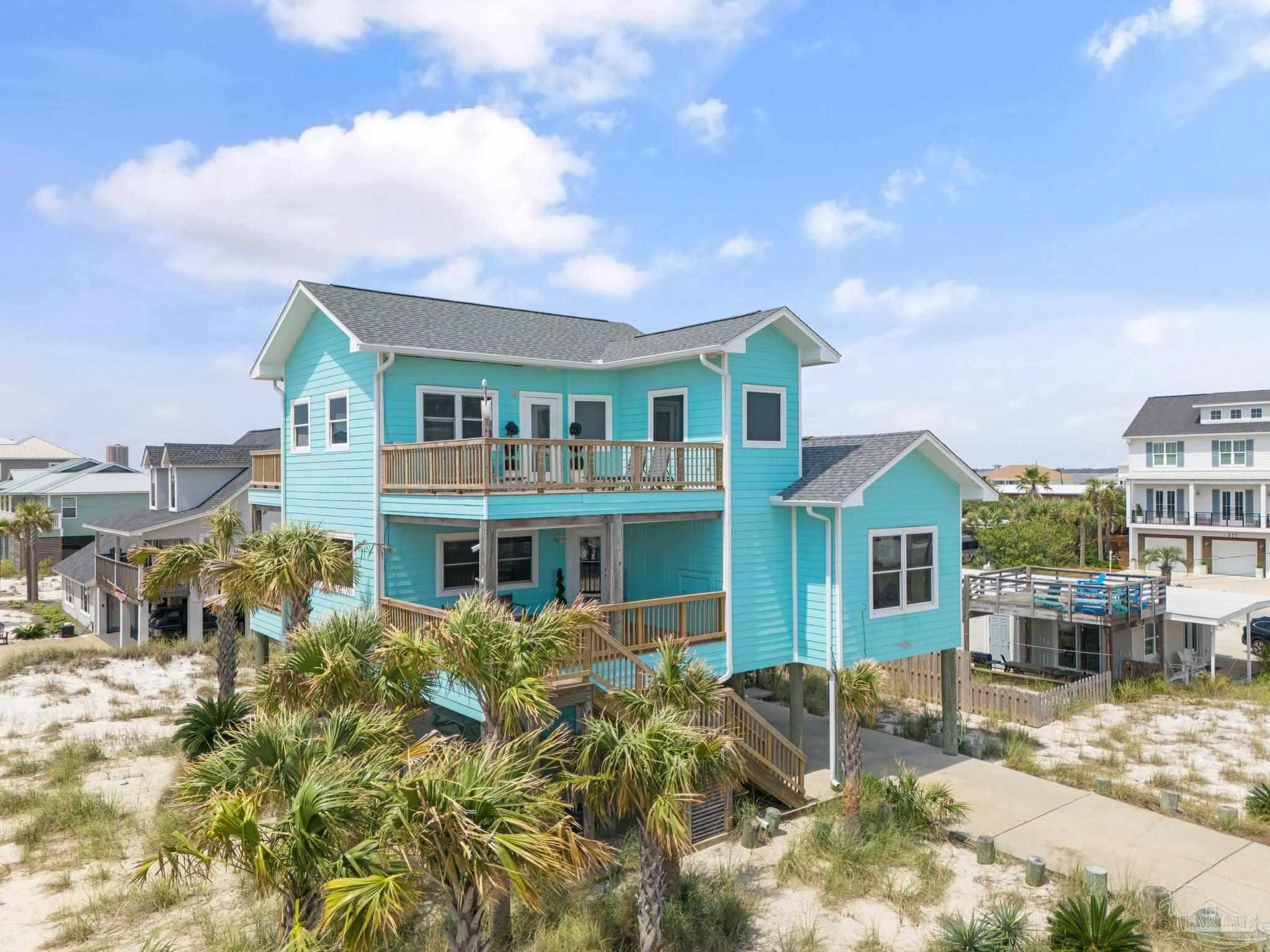 311 Ariola Dr