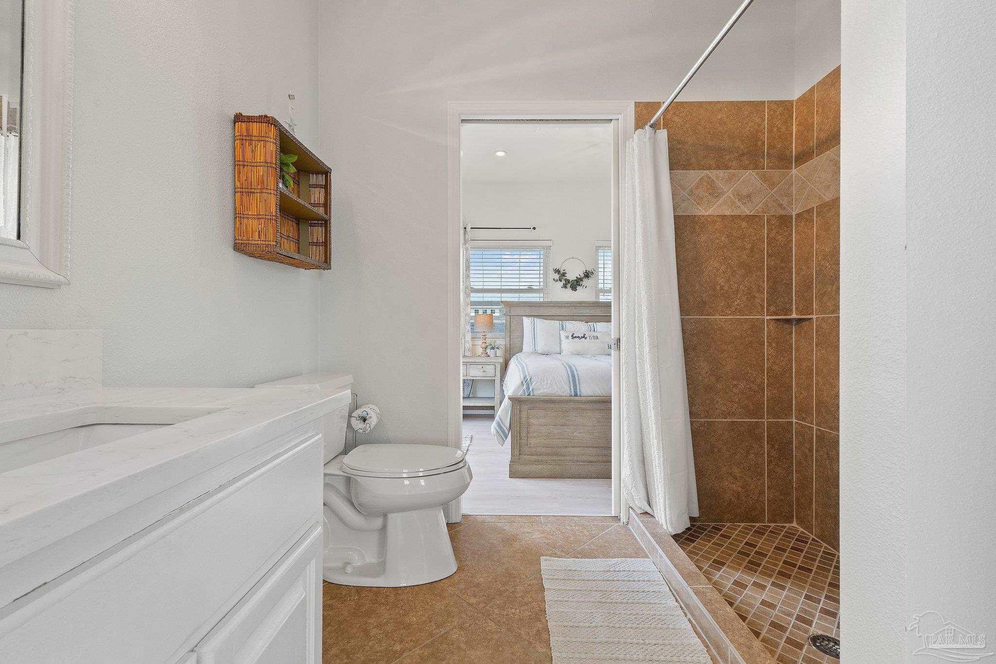311 Ariola Dr