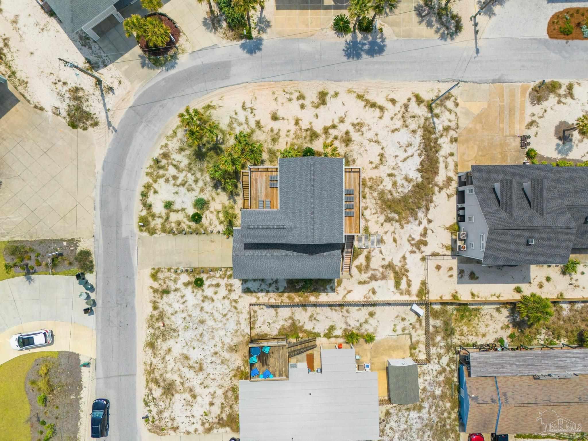 311 Ariola Dr