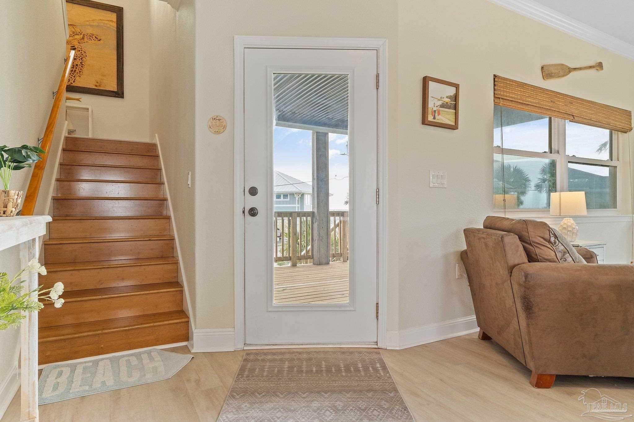 311 Ariola Dr