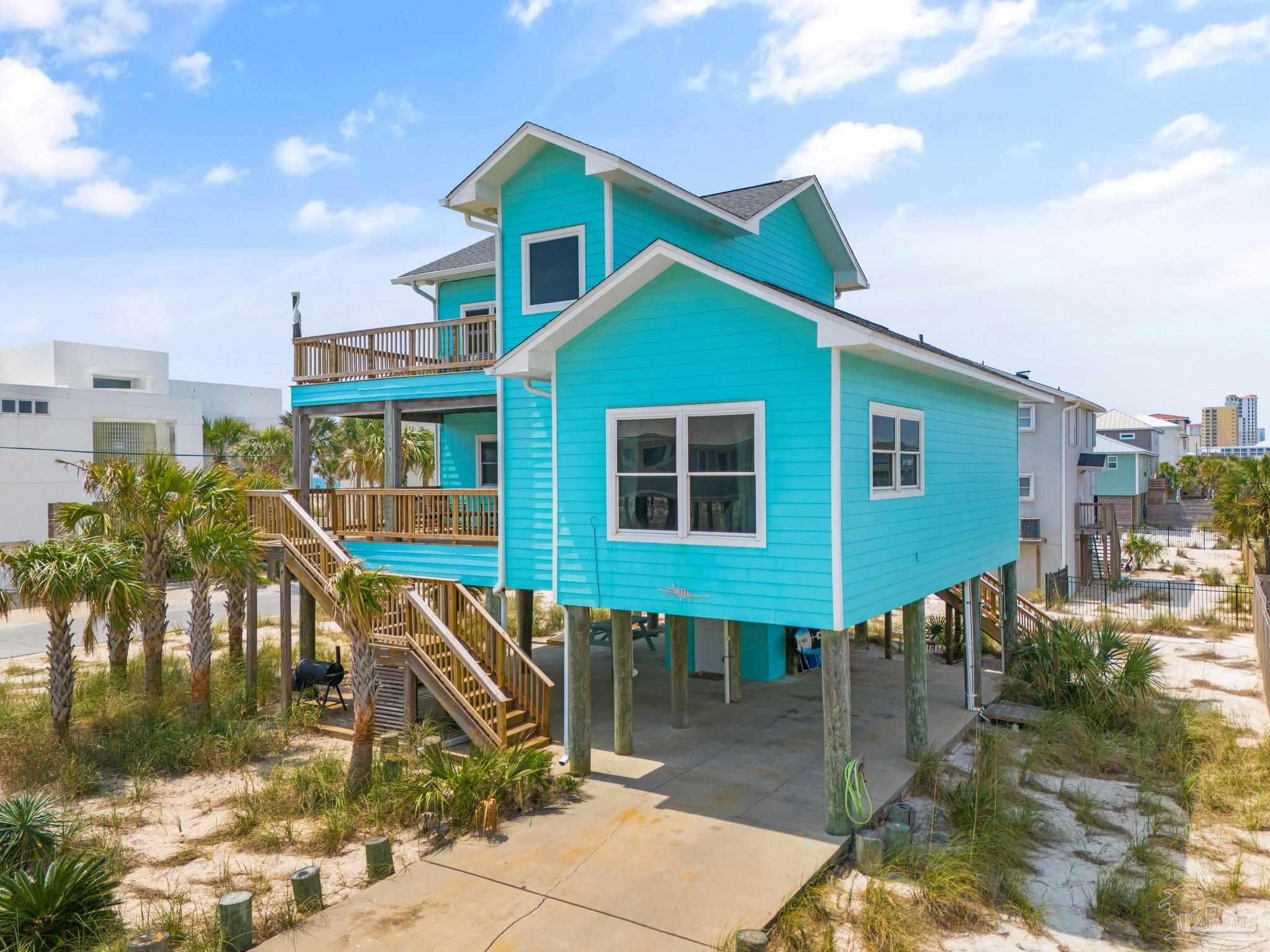 311 Ariola Dr