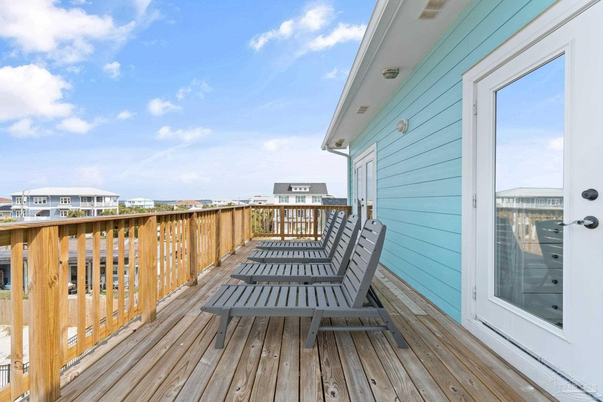 311 Ariola Dr