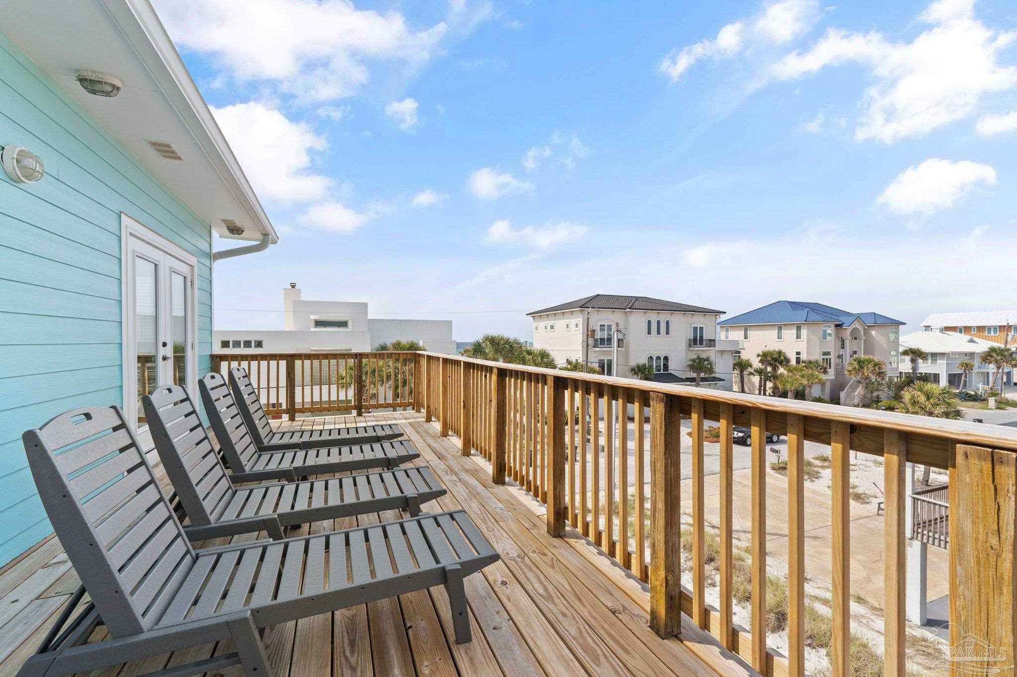 311 Ariola Dr