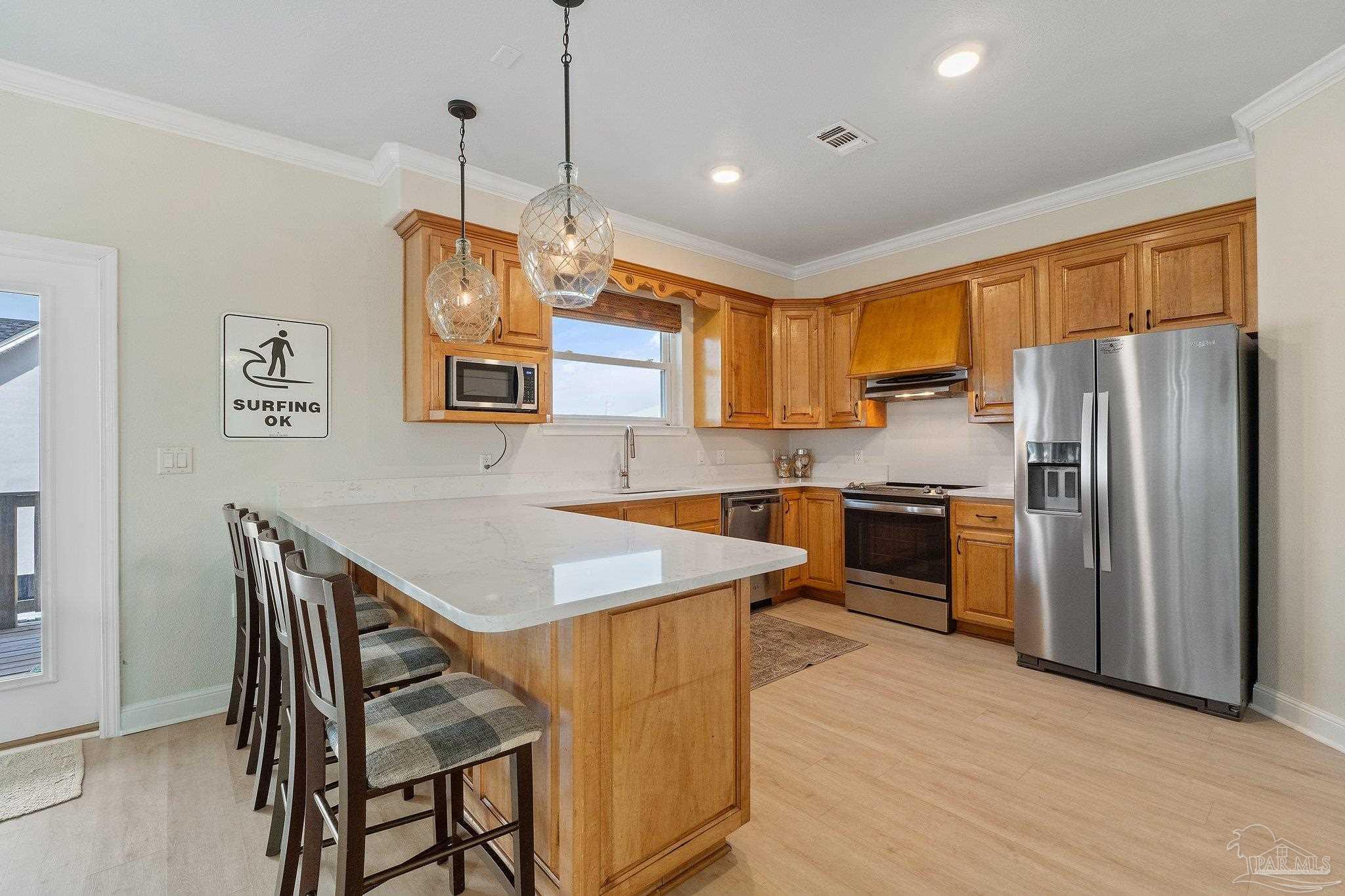 311 Ariola Dr