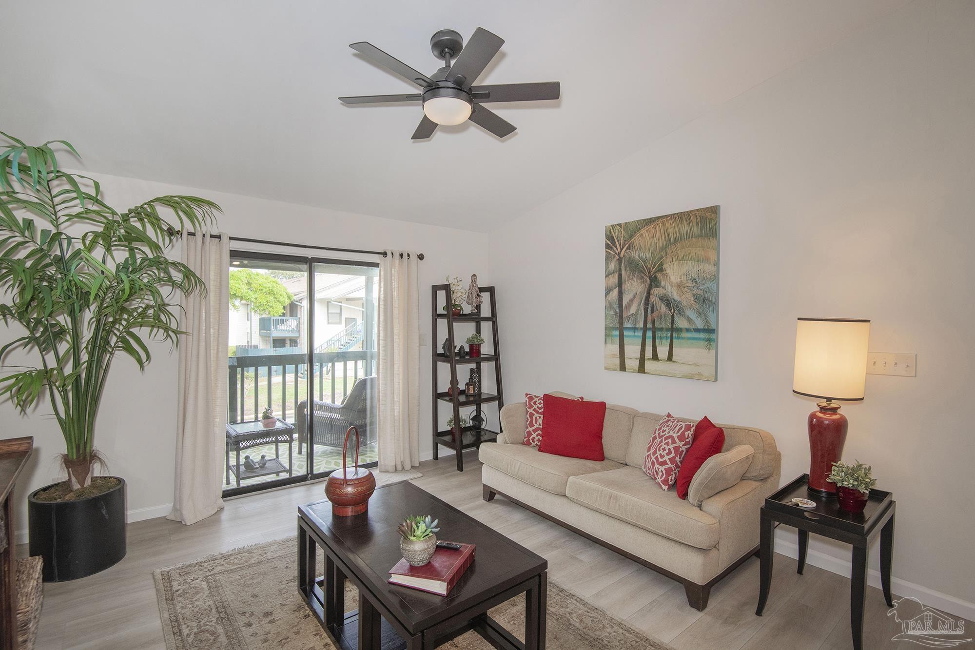 2299 Scenic Hwy # Q6
