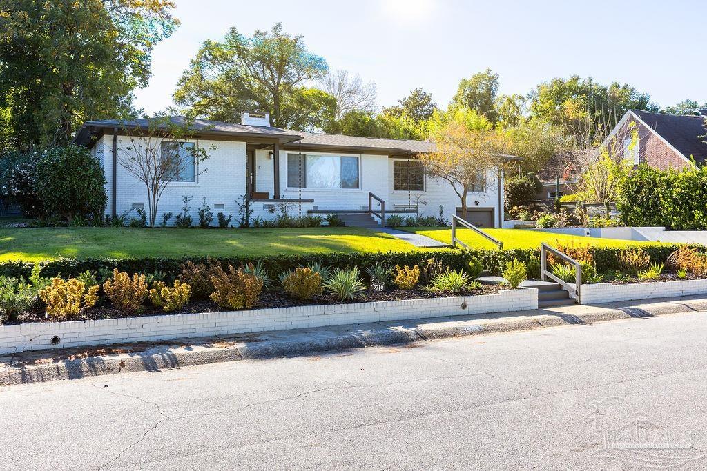 2719 Blackshear Ave