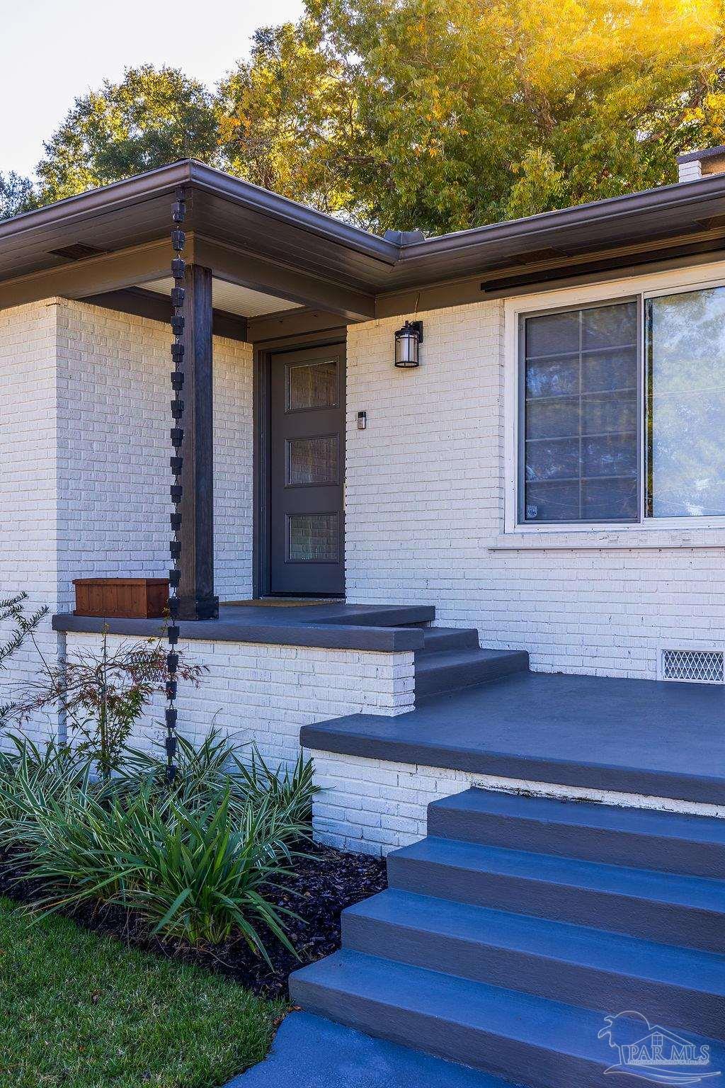 2719 Blackshear Ave