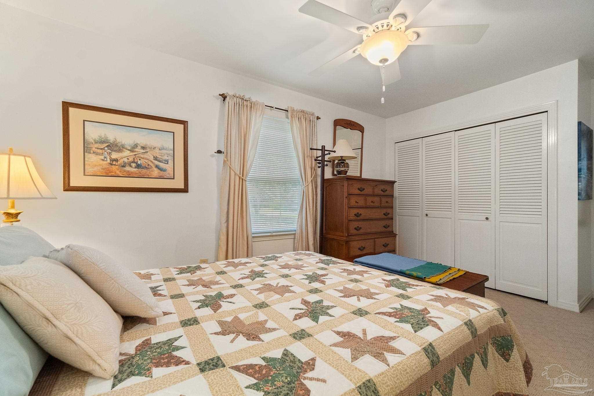 207 Pinetree Dr