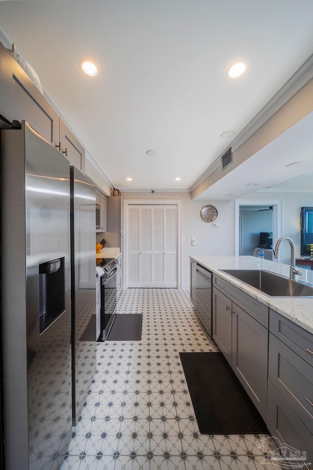 502 Port Royal Way # 502