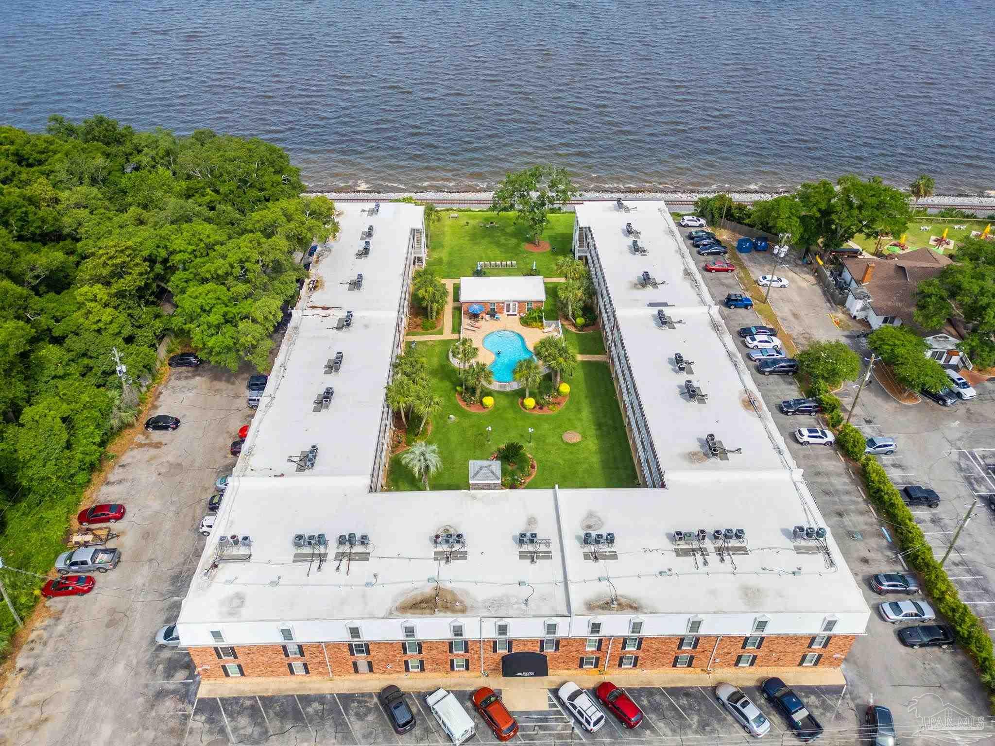 710 Scenic Hwy # 121