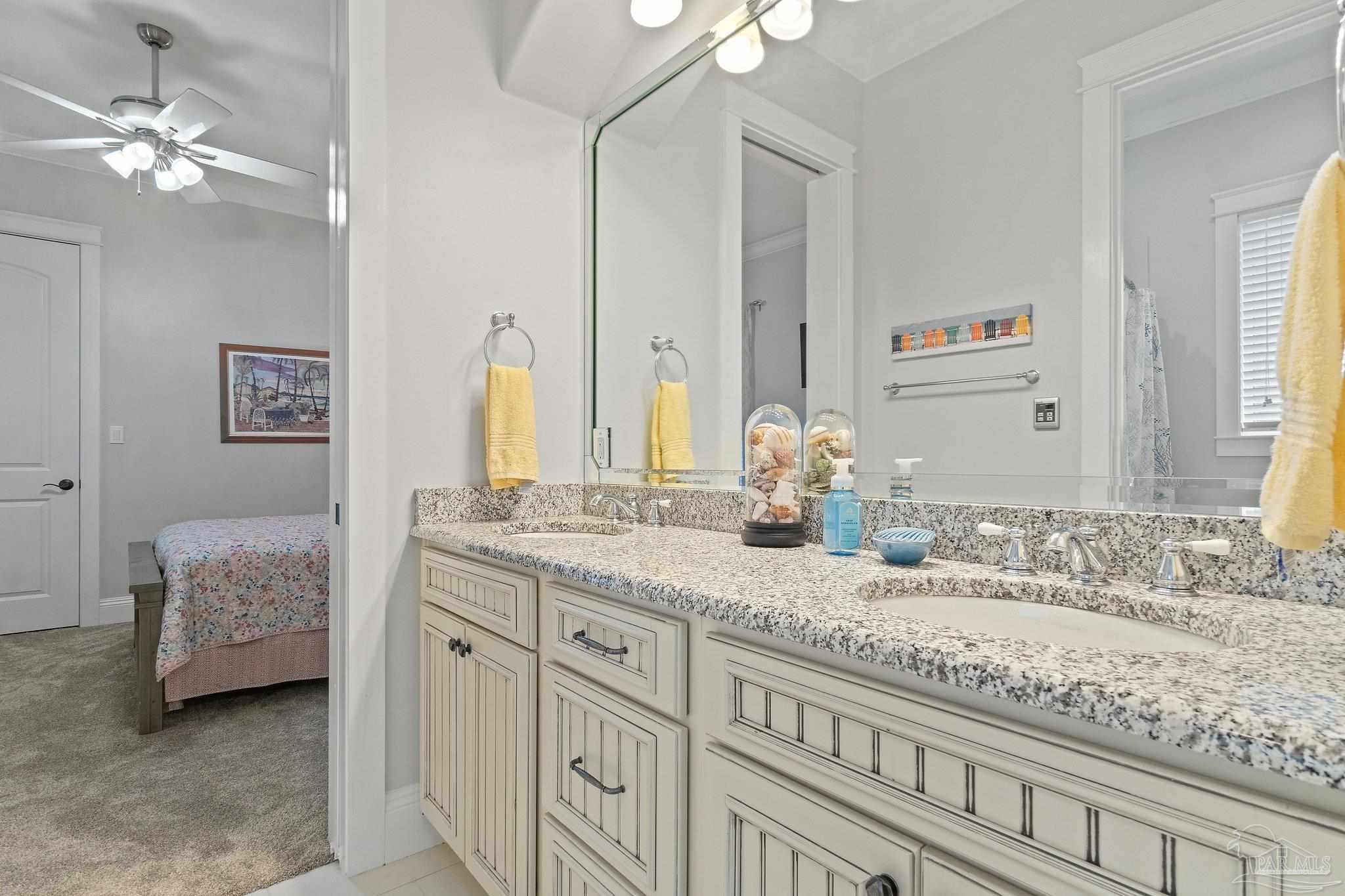 5754 Sparkleberry Ln