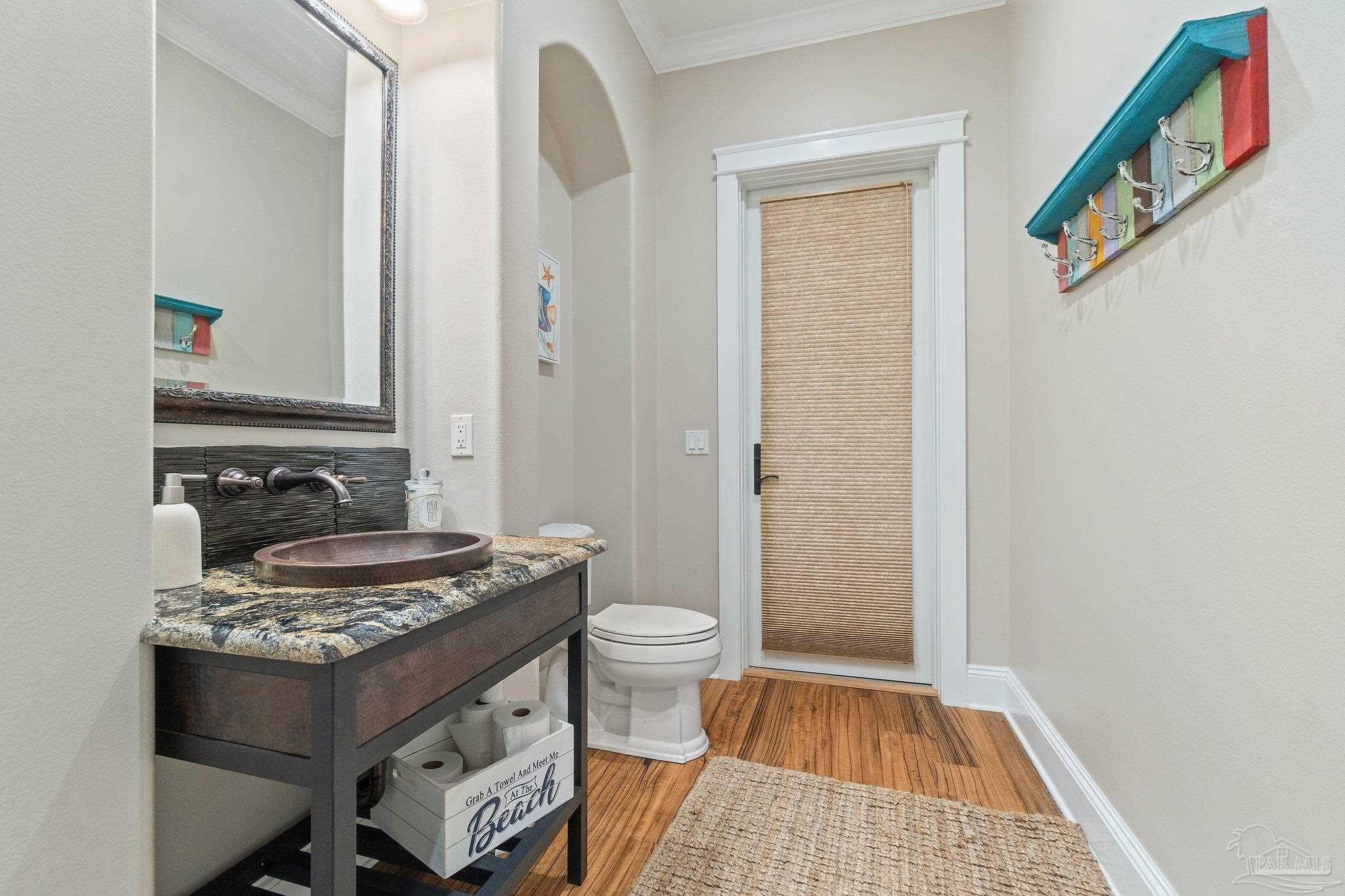 5754 Sparkleberry Ln