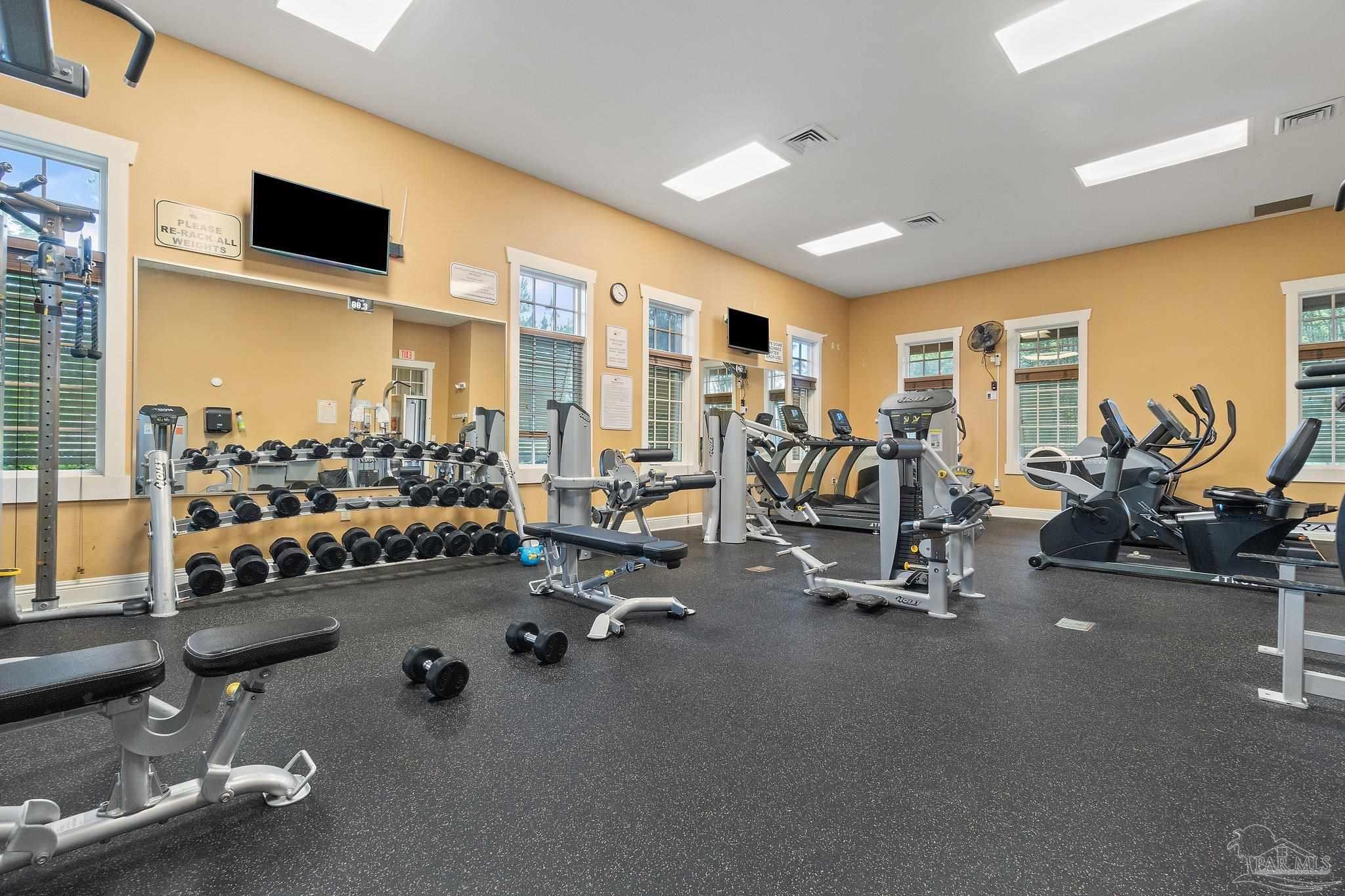 5754 Sparkleberry Ln