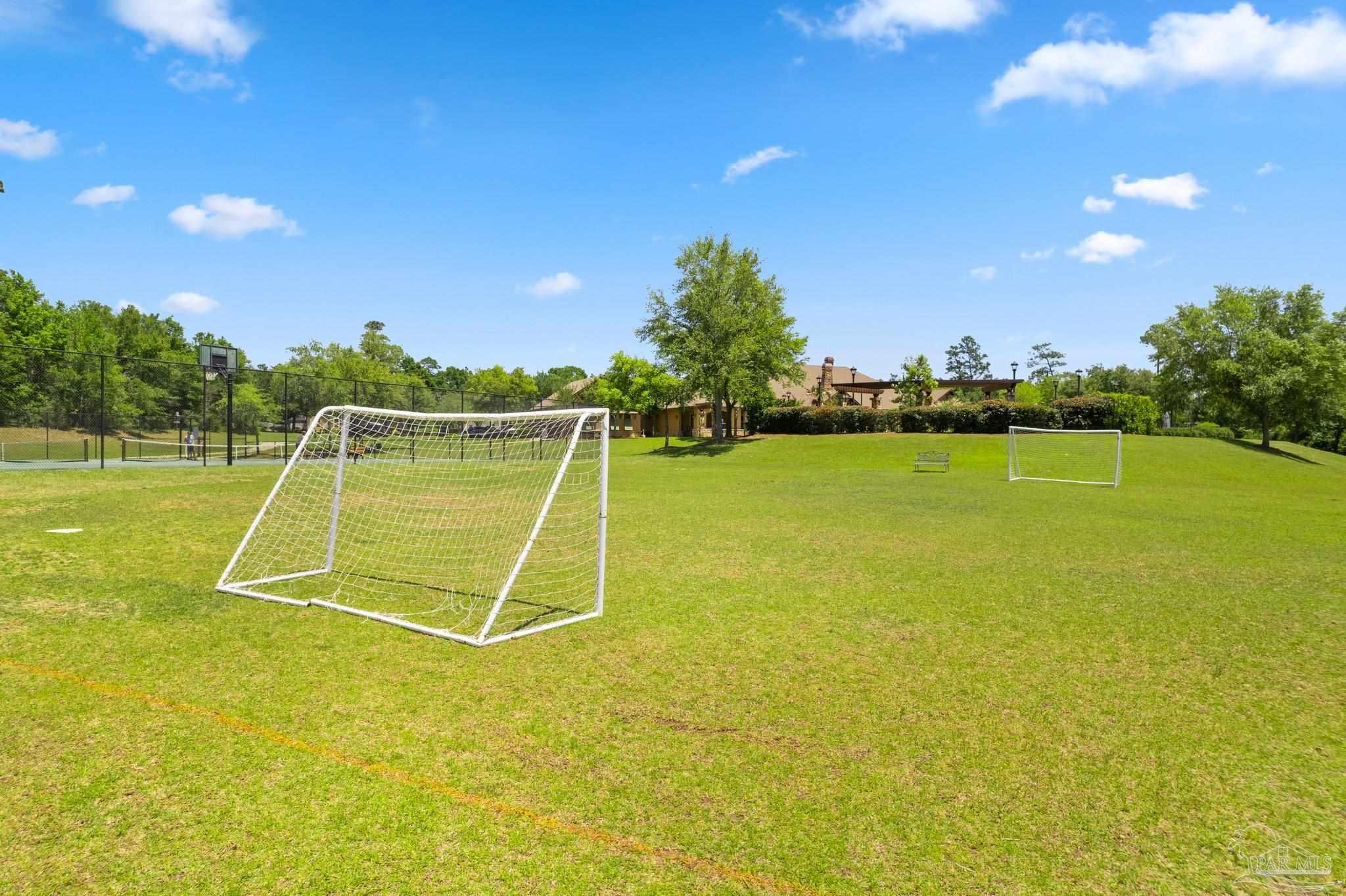 5754 Sparkleberry Ln