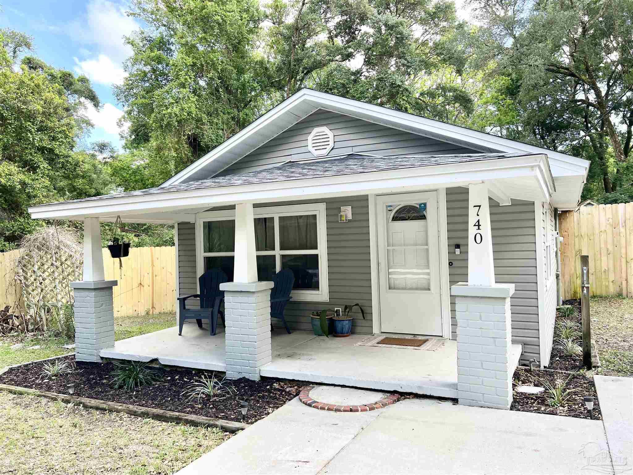 740 Gordon Ave