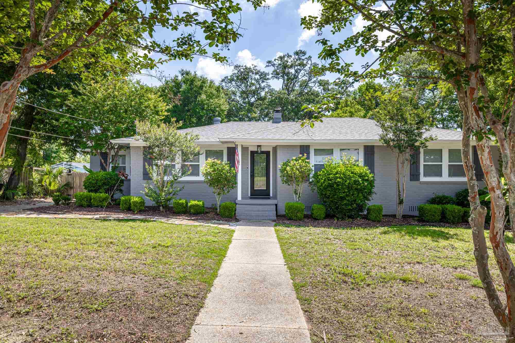2626 Whaley Ave