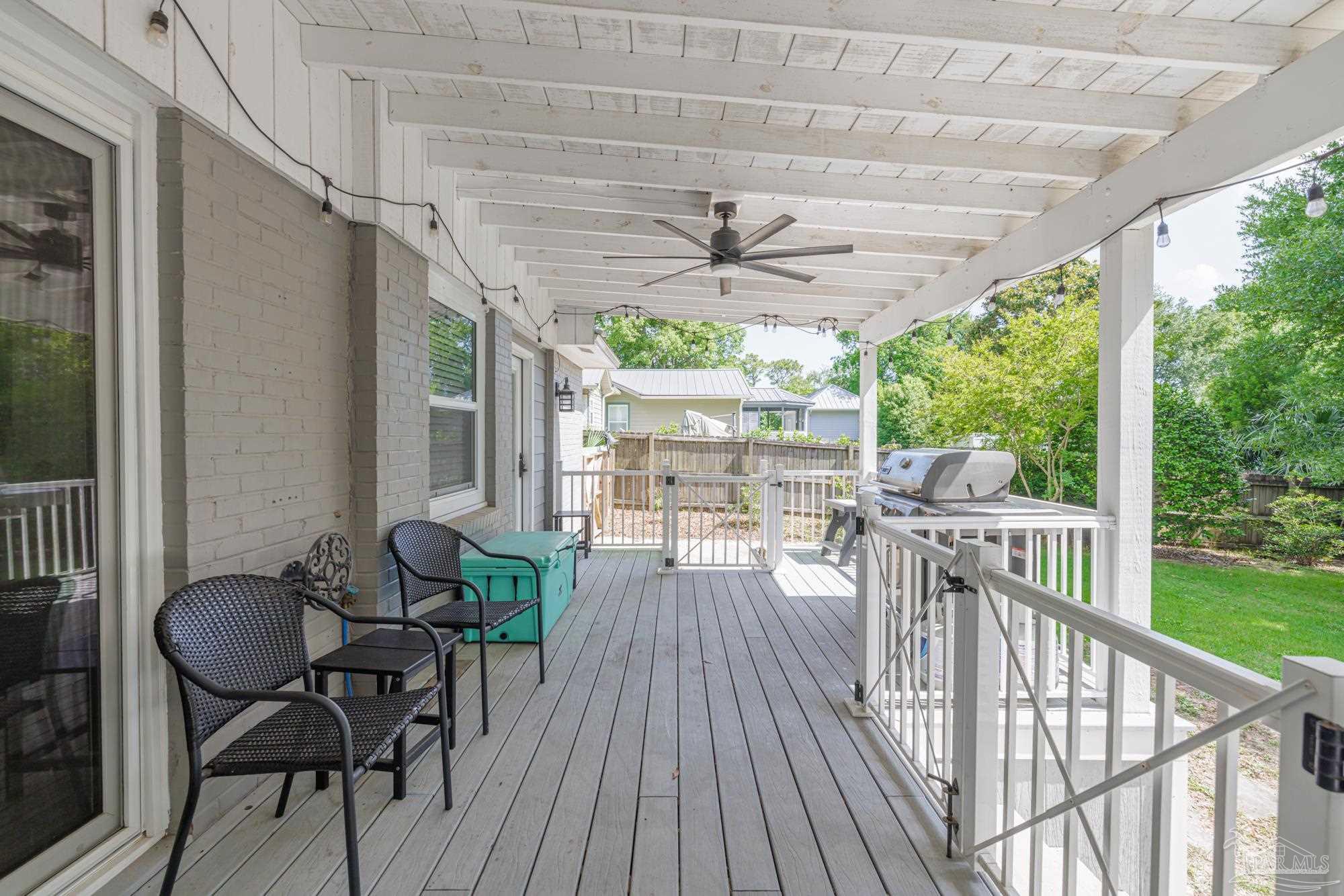 2626 Whaley Ave