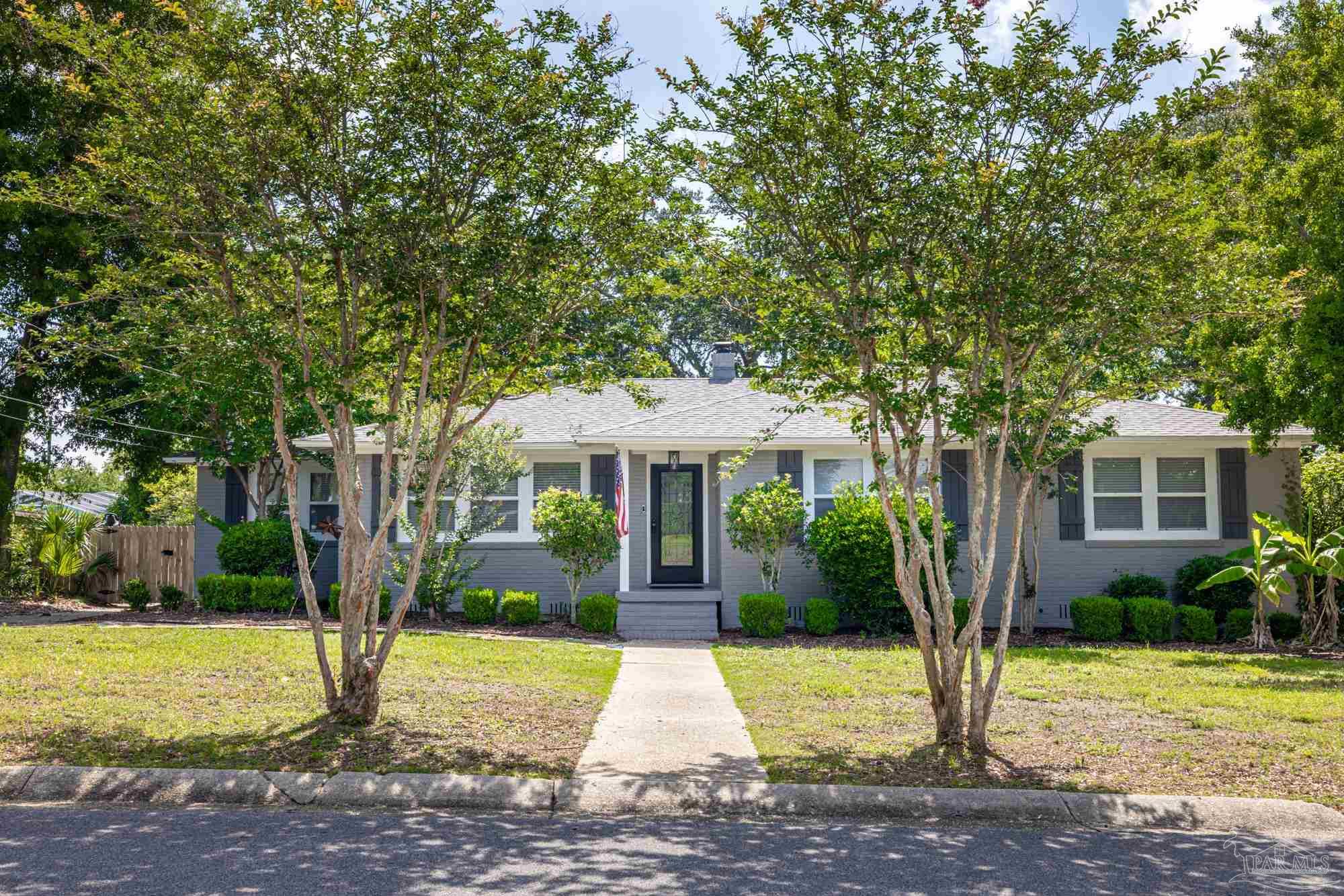 2626 Whaley Ave