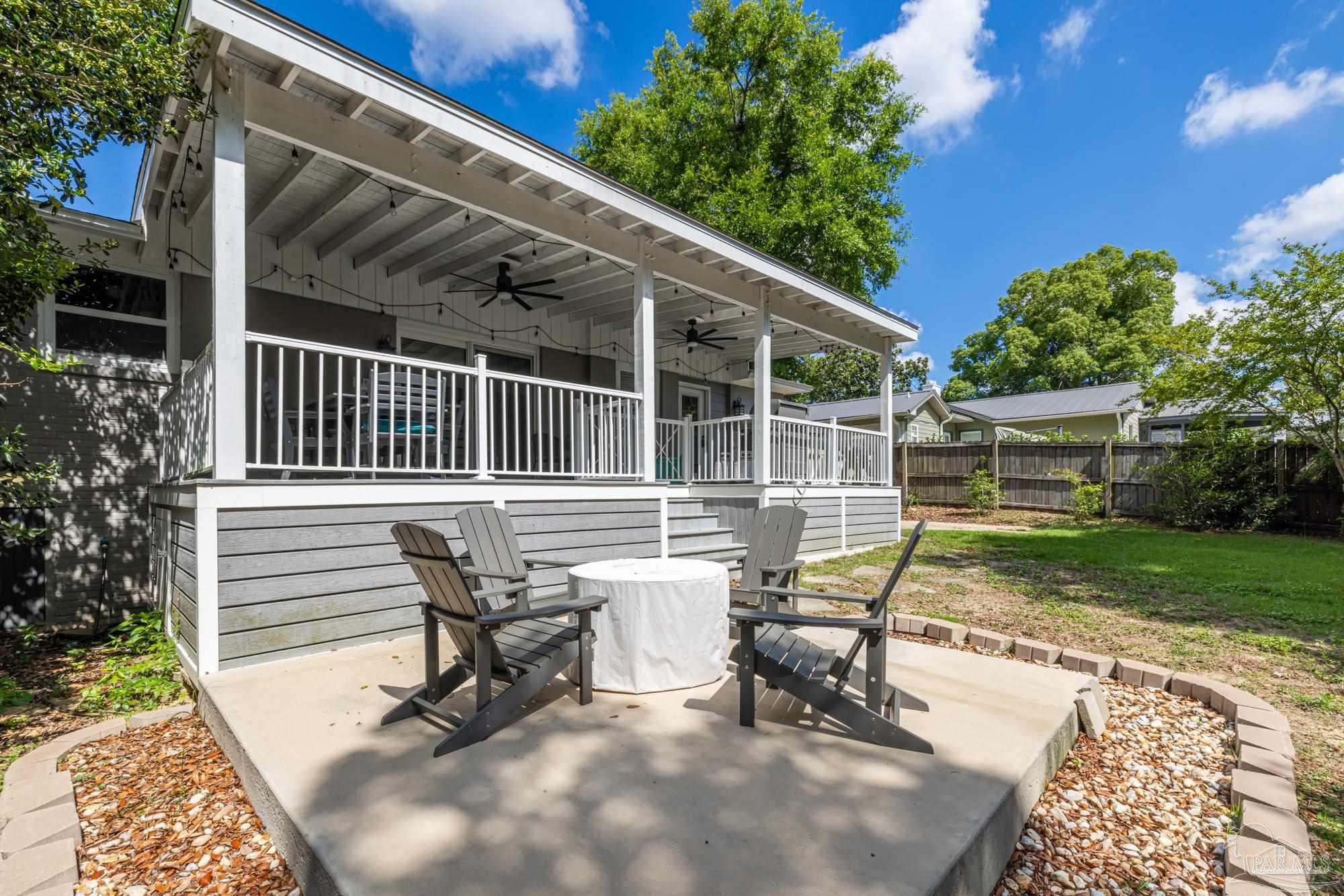 2626 Whaley Ave