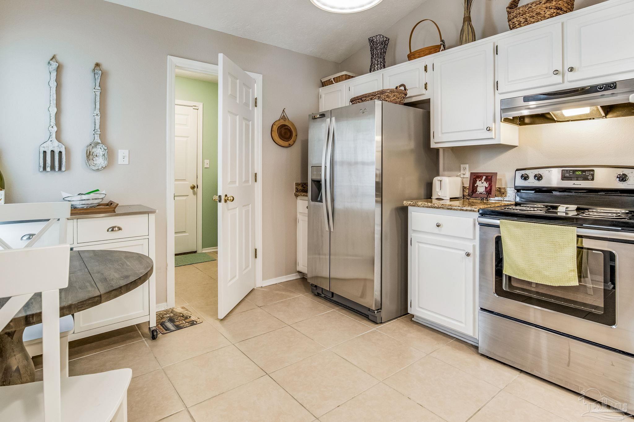 105 Mirabelle Cir